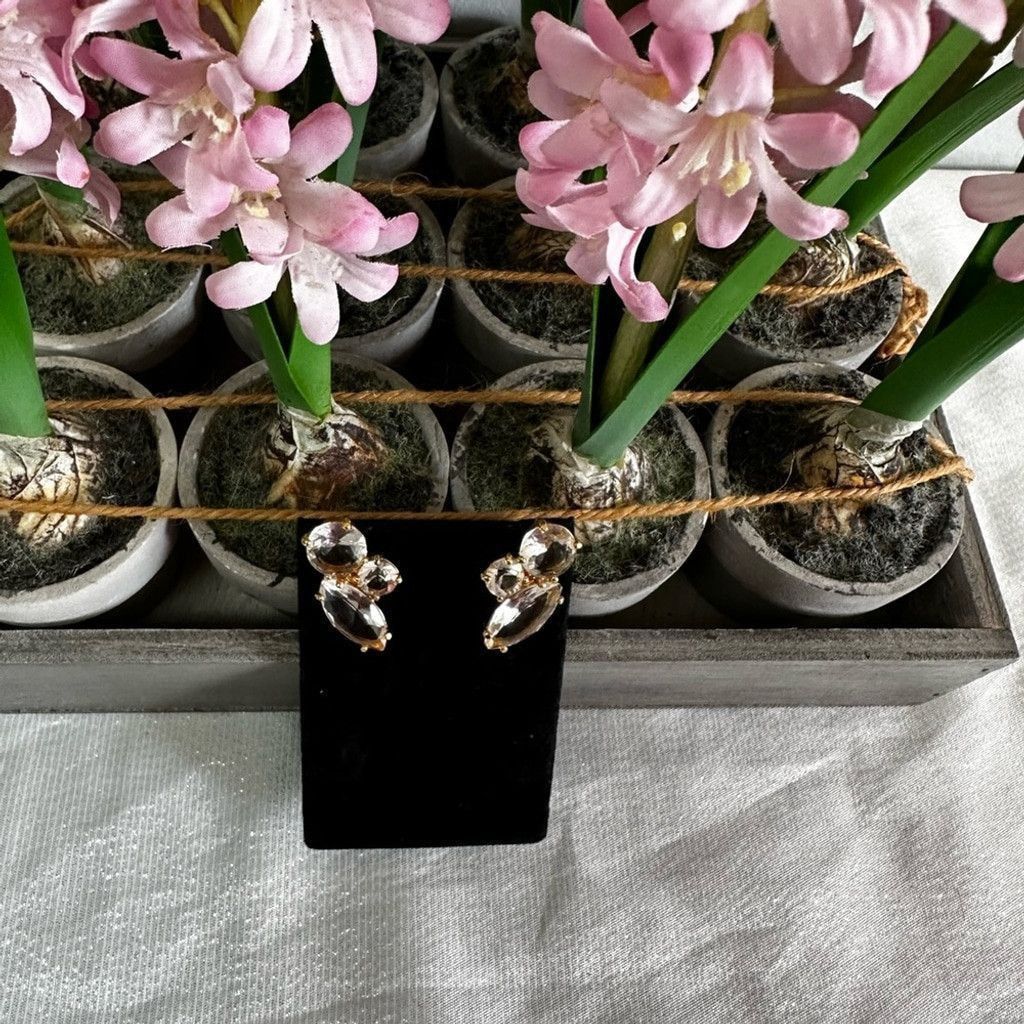 Other BCBG gold plated with gorgeous crystal Earrings Size ONE SIZE - 2 Thumbnail