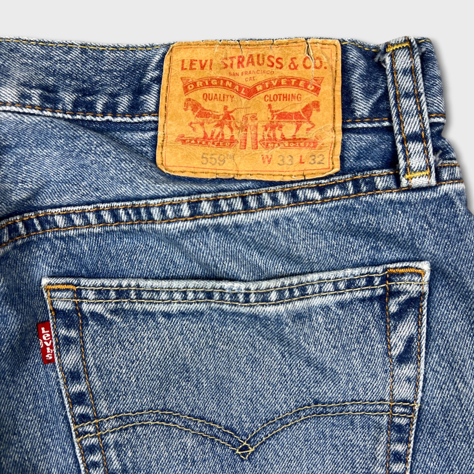 Levi's × Vintage Levi's 559 Jeans 33x31 Relaxed Straight Fit Denim Pants Size US 33 - 8 Thumbnail