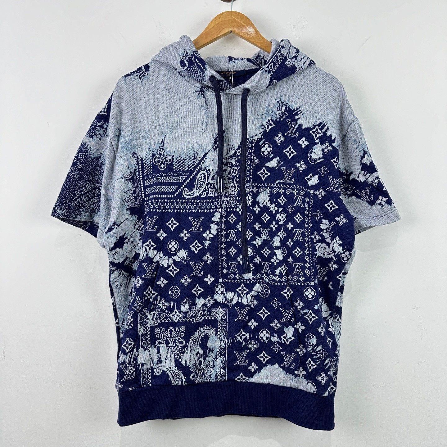 Louis Vuitton Louis Vuitton Full Print Knit Hoodie M Size US M / EU 48-50 / 2 - 1 Thumbnail