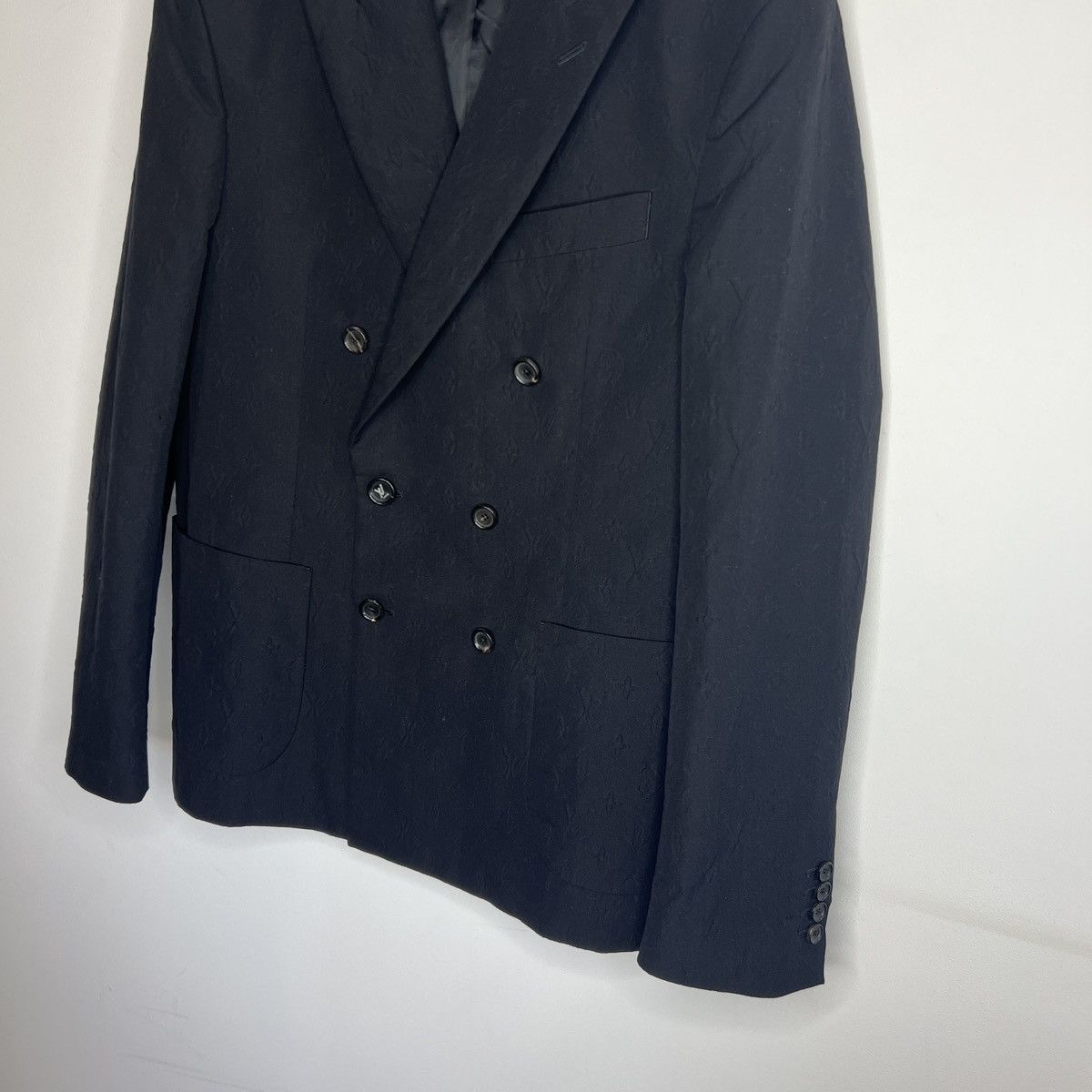 Louis Vuitton Louis Vuitton LV black monogram double breasted blazer 48 Size 48R - 3 Thumbnail