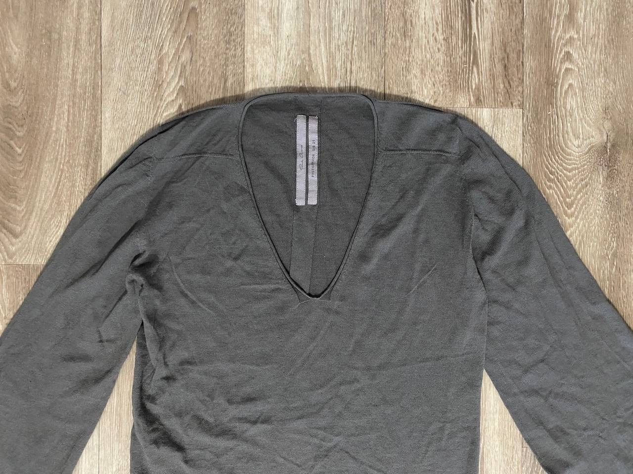 Rick Owens Rick Owens Phlegethon SS 21 Cashemere V-Neck Long Sleeve Size US S / EU 44-46 / 1 - 4 Thumbnail
