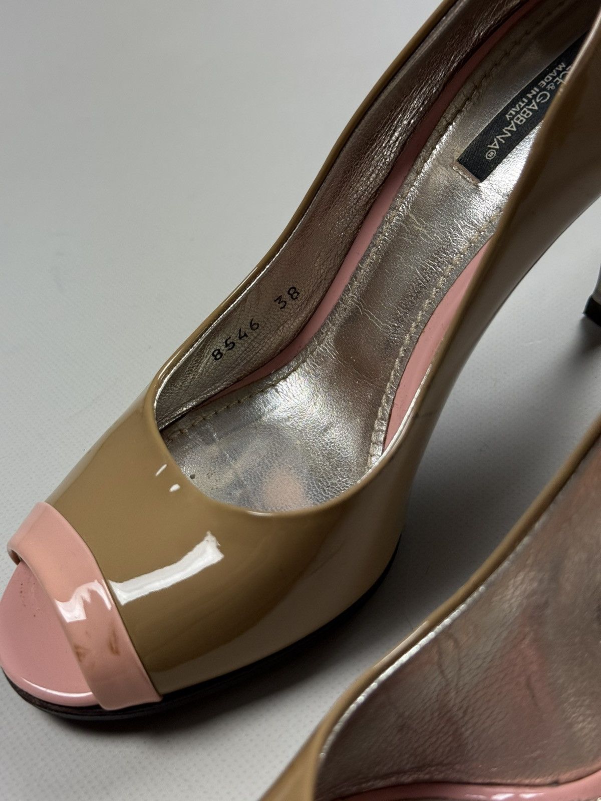 Dolce & Gabbana Dolce&Gabbana Ladies Pump Patent Leather Heels Shoes Size US 9 / IT 39 - 13 Thumbnail