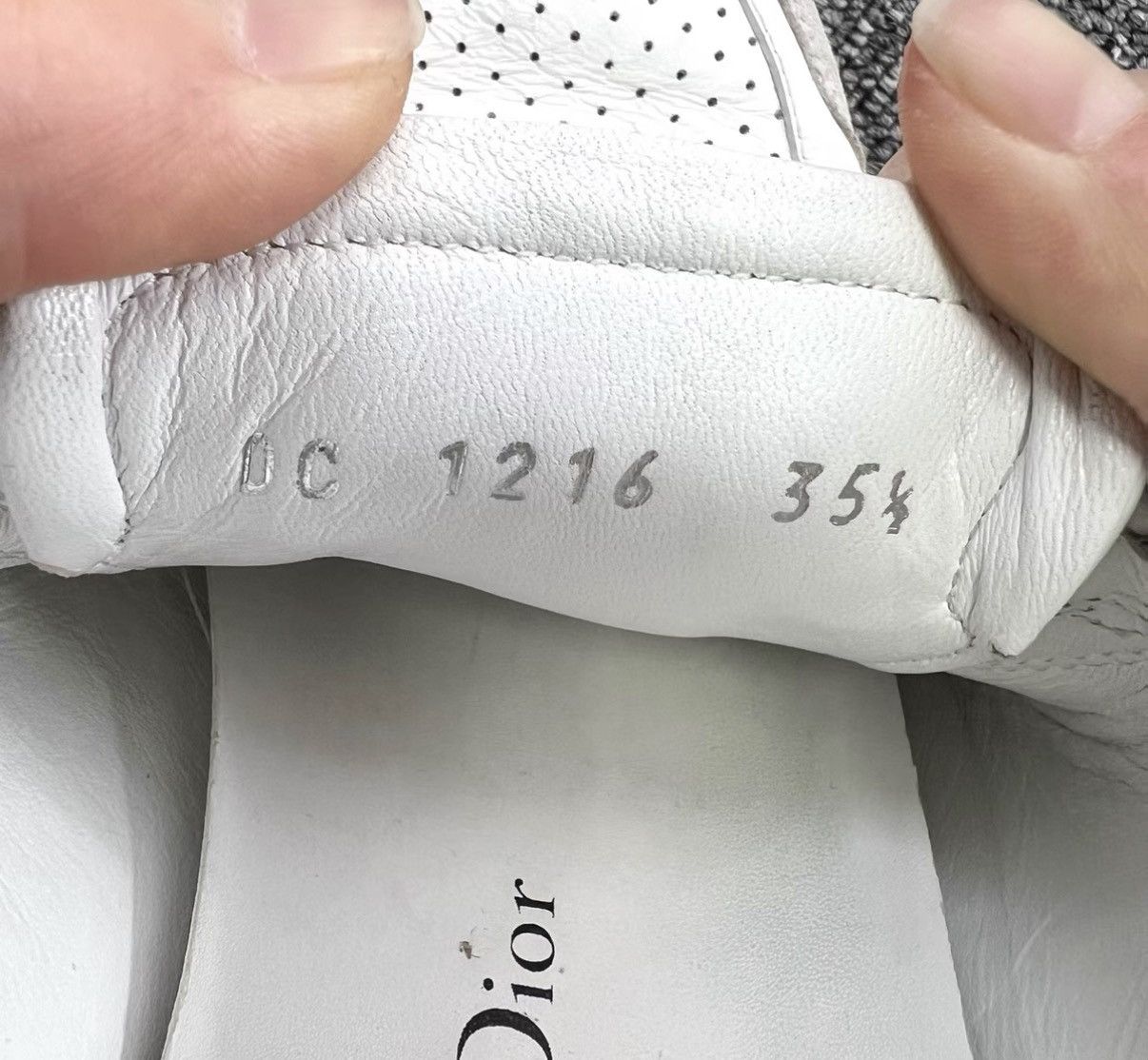 Dior Dior White Bee Leather Low Top Trainer K12 Size US 5.5 / IT 35.5 - 4 Thumbnail