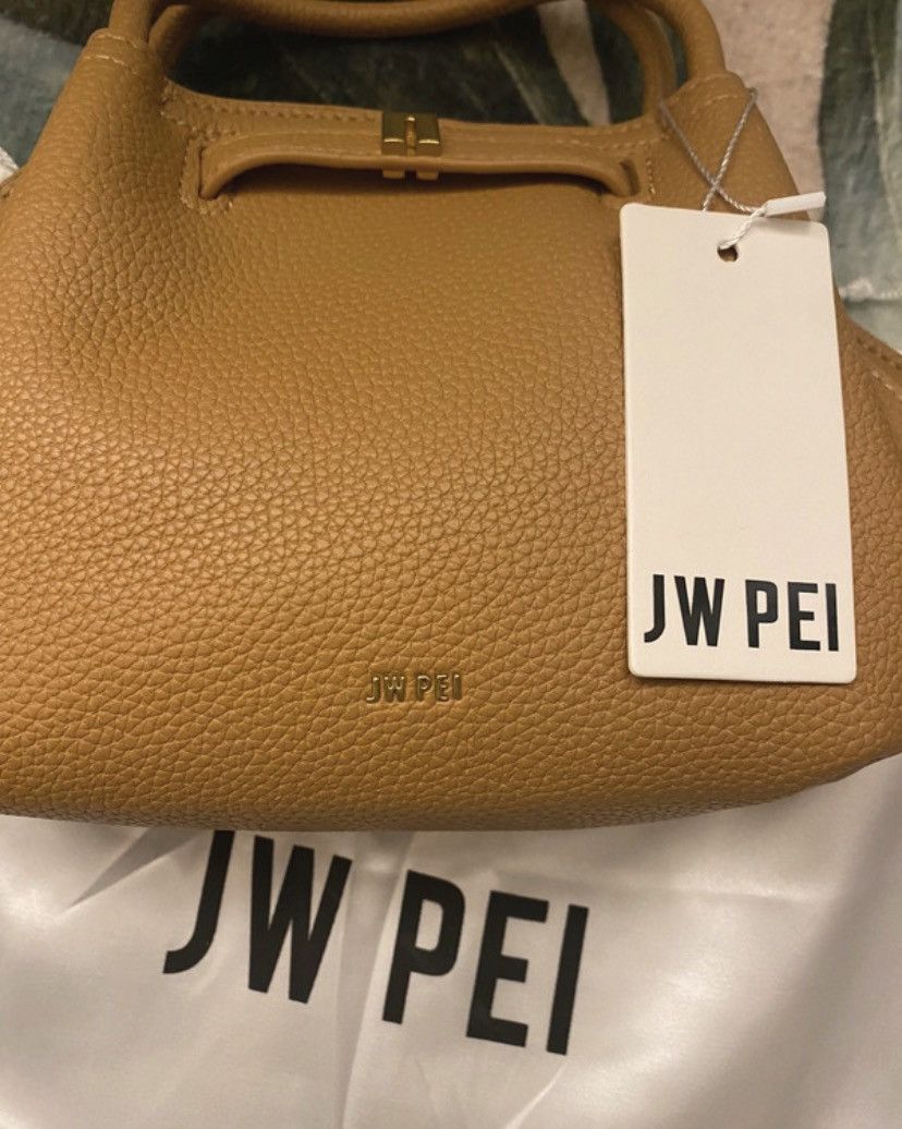 JW Pei Bag