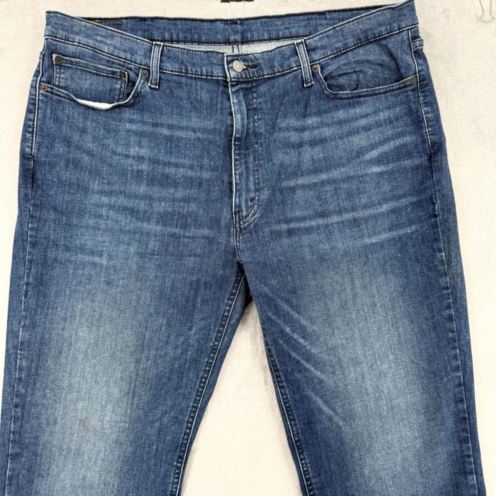 Levi's Levis 541 Athletic Taper Jeans Blue Denim 42x32 Mens Stretch Cotton Polyester Elastane 5-Pocket Zip Button Closure City Vintage No? Size US 42 / EU 58 - 3 Thumbnail