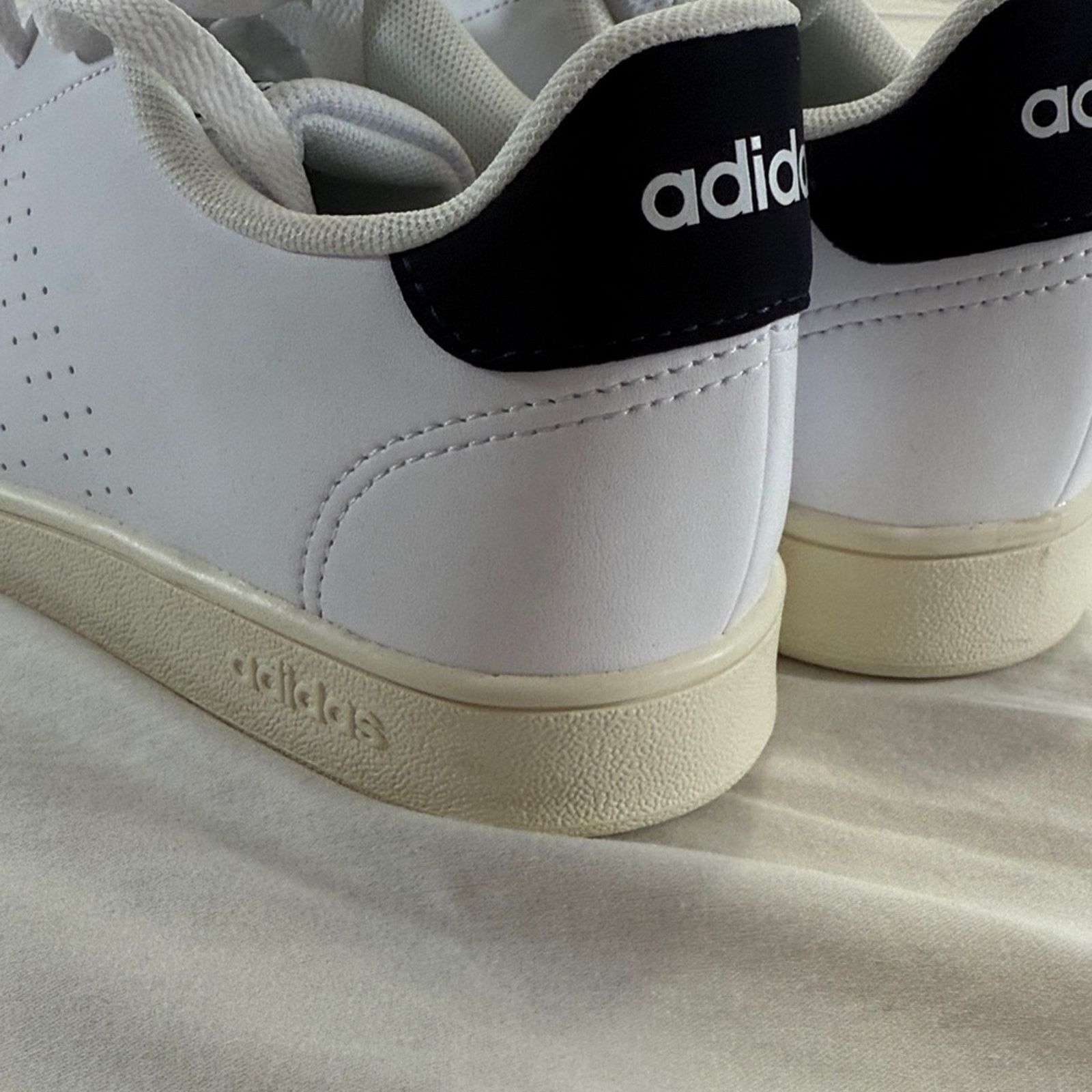 Adidas Adidas Men's White Sneakers with Black us mens 7 Size US 7 / EU 40 - 5 Thumbnail