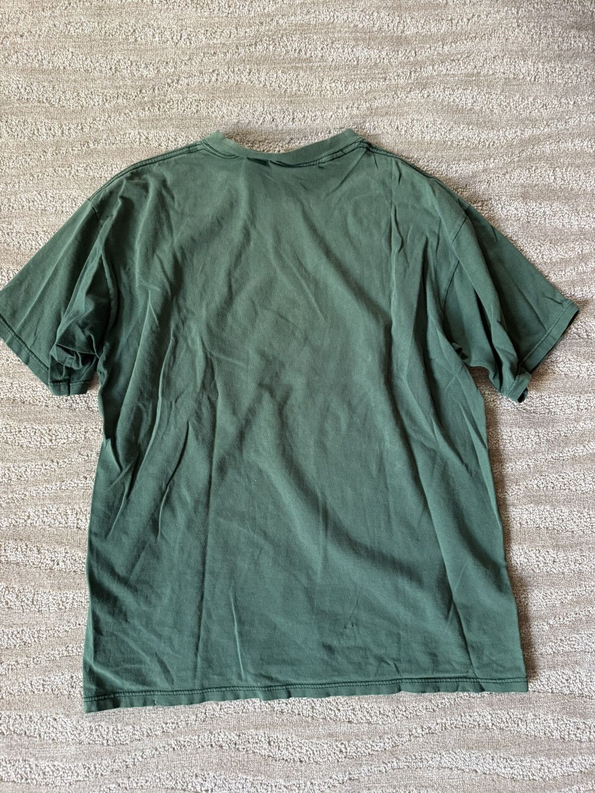 Vintage Vintage 90s Faded Distressed Pine Green Military Army Tee Size US L / EU 52-54 / 3 - 2 Thumbnail
