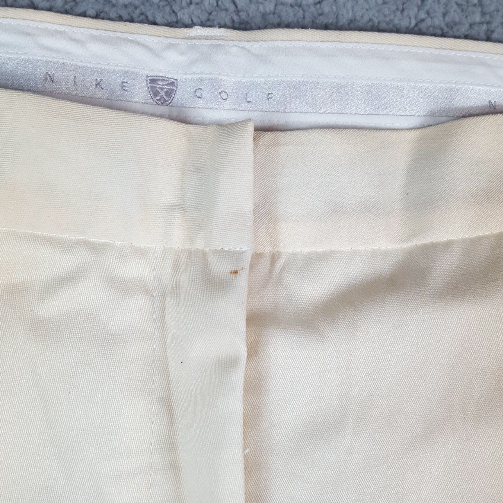 Nike VINTAGE Nike Golf Chinos Women's Size 14 Stretch 2000s Chino Pants White 90s Bohemian Preppy Mens Womens Girls Size 36" / US 14 / IT 50 - 3 Thumbnail