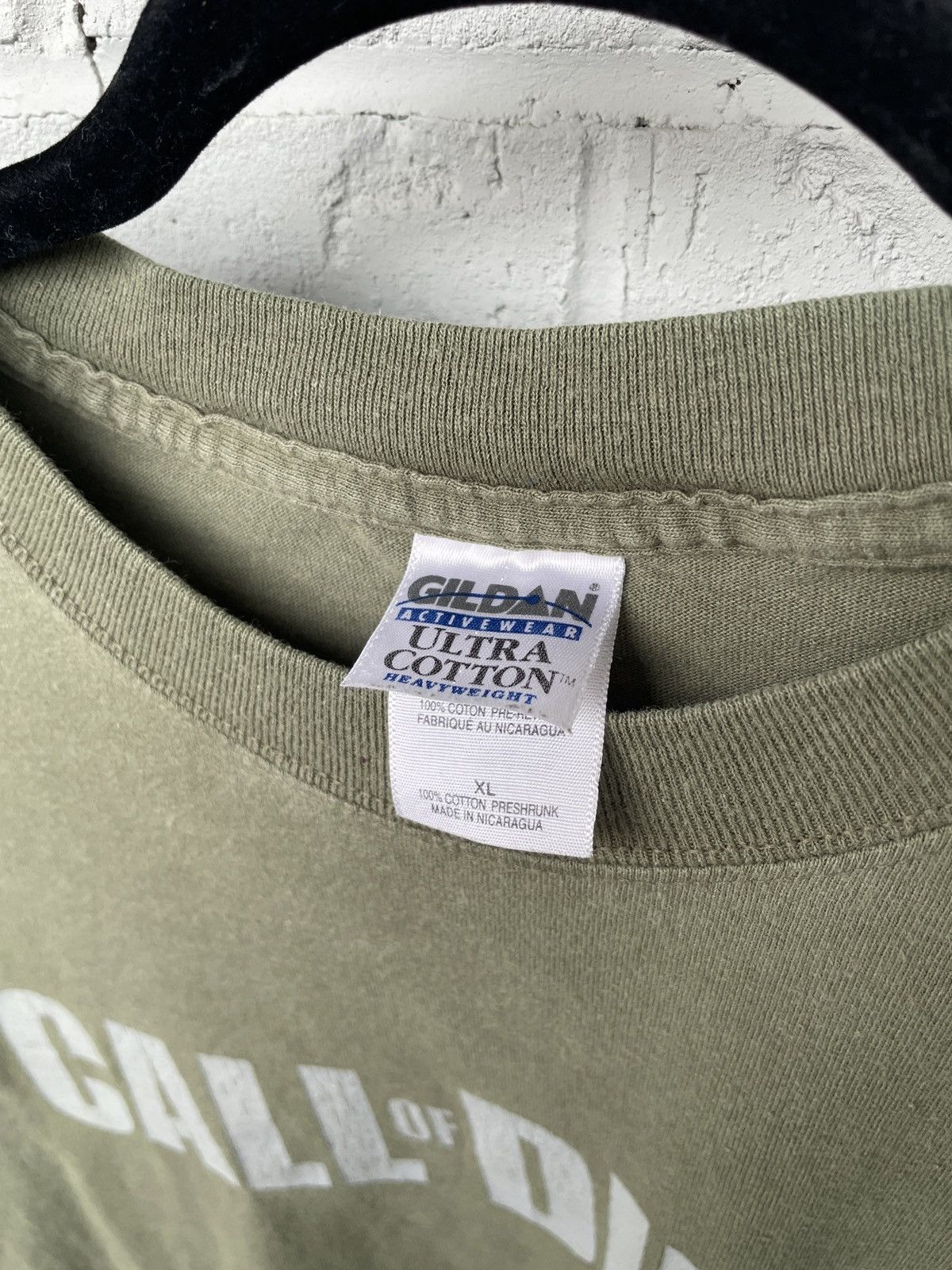 Gildan Call of Duty 2 Promo tshirt Size US XL / EU 56 / 4 - 7 Thumbnail