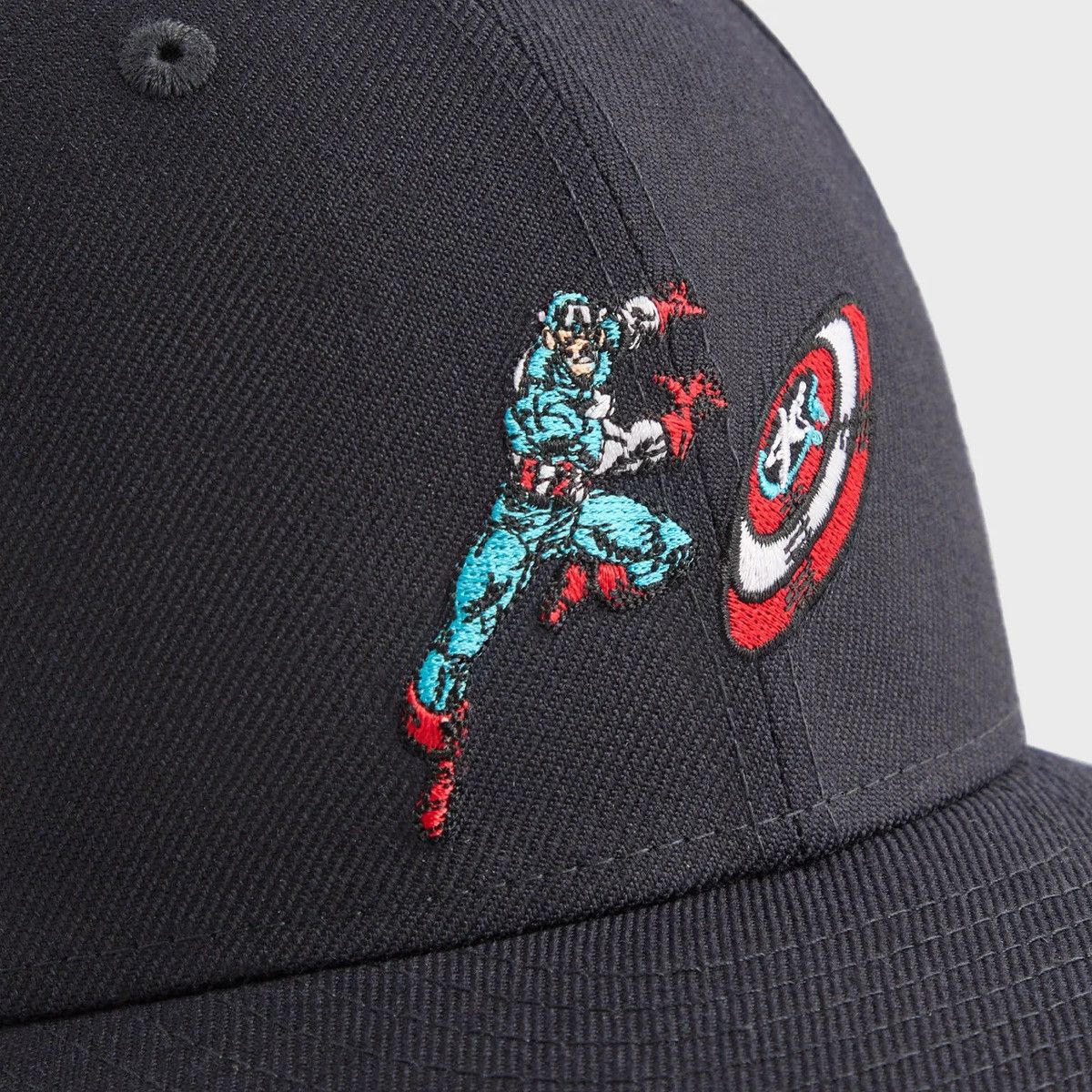 Kith × Marvel Comics [Size 8] Marvel Kith New Era Captain America Fitted Hit Size ONE SIZE - 6 Thumbnail