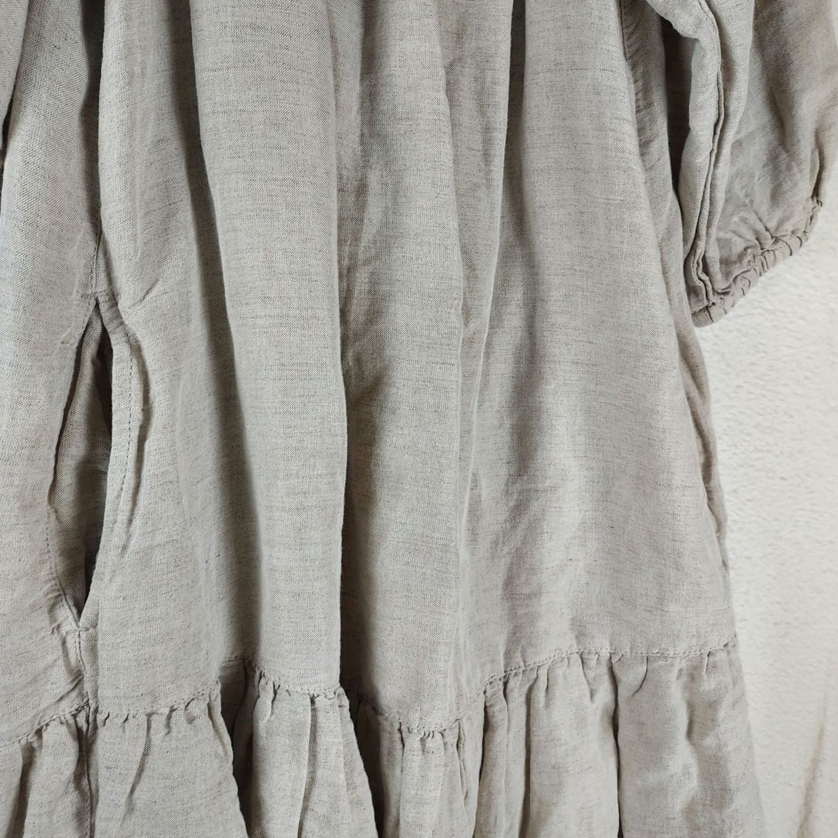 Tommy Bahama Tommy Bahama Women’s S Linen Blend Puff Sleeve Tiered Midi Dress Beige Size S / US 4 / IT 40 - 5 Thumbnail