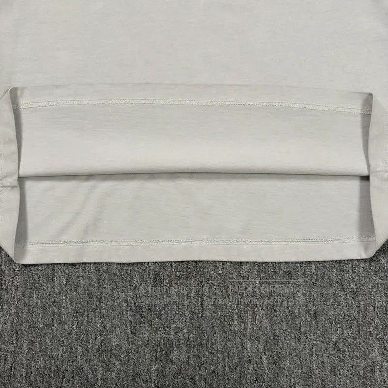 Balenciaga Balenciaga Light Gray Bat Letter Logo Short Sleeve Size US XS / EU 42 / 0 - 4 Thumbnail