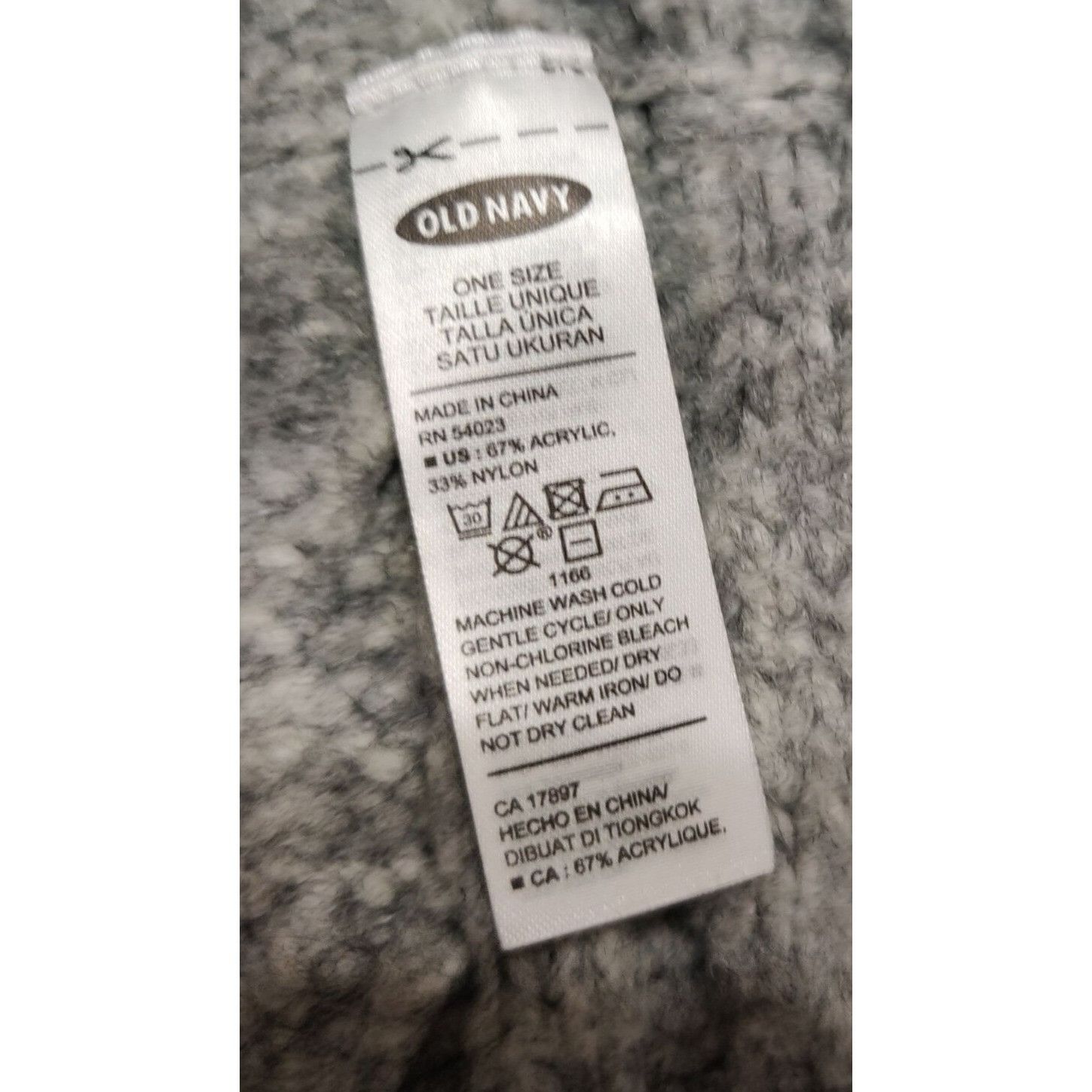 Old Navy Old Navy Gray Cable Knit Infinity Scarf Cozy Chunky Soft War Size ONE SIZE - 3 Thumbnail
