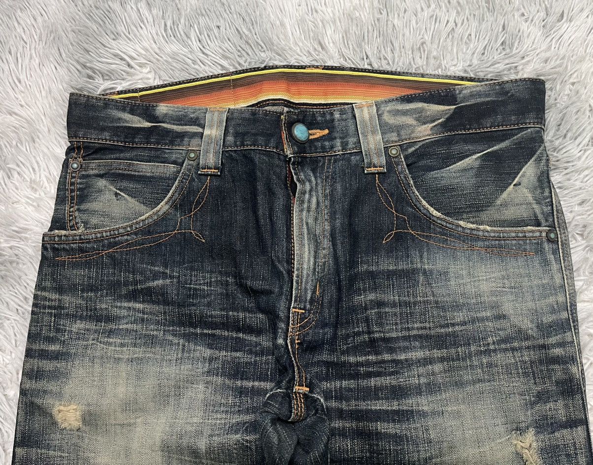 Edwin 2000s EDWIN BLUE TRIP FLARE PANT DISTRESSED Size US 35 - 7 Thumbnail
