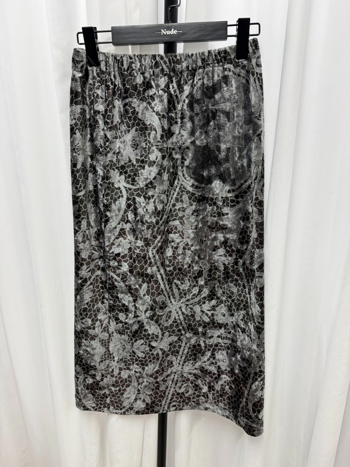 Comme des Garcons Comme des Garcons 1996 Velvet Snake Print Dress Size M / US 6-8 / IT 42-44 - 1 Thumbnail