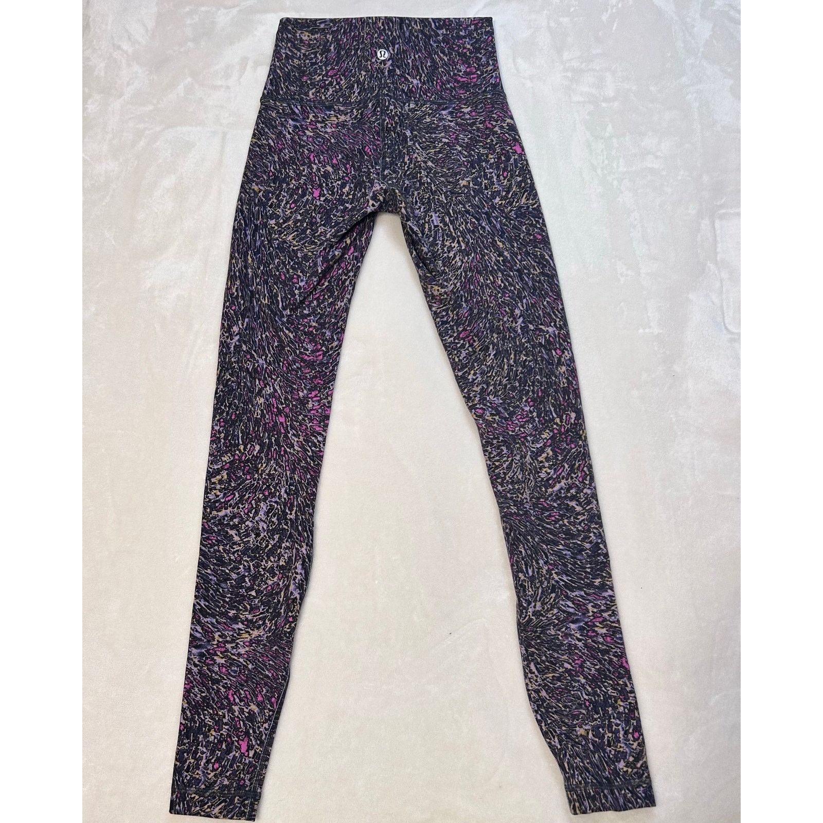 Lululemon Lululemon Topography Multi WunderTrain Hi-Rise Tight Legging Size 27" / US 4 / IT 40 - 3 Thumbnail