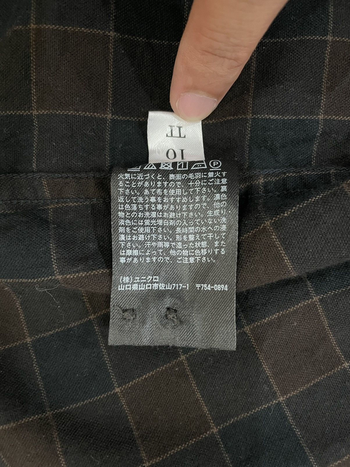 Flannel × Japanese Brand Vintage Uniqlo Travis Scott Style Tartan Plaid Flannel Size US L / EU 52-54 / 3 - 10 Thumbnail