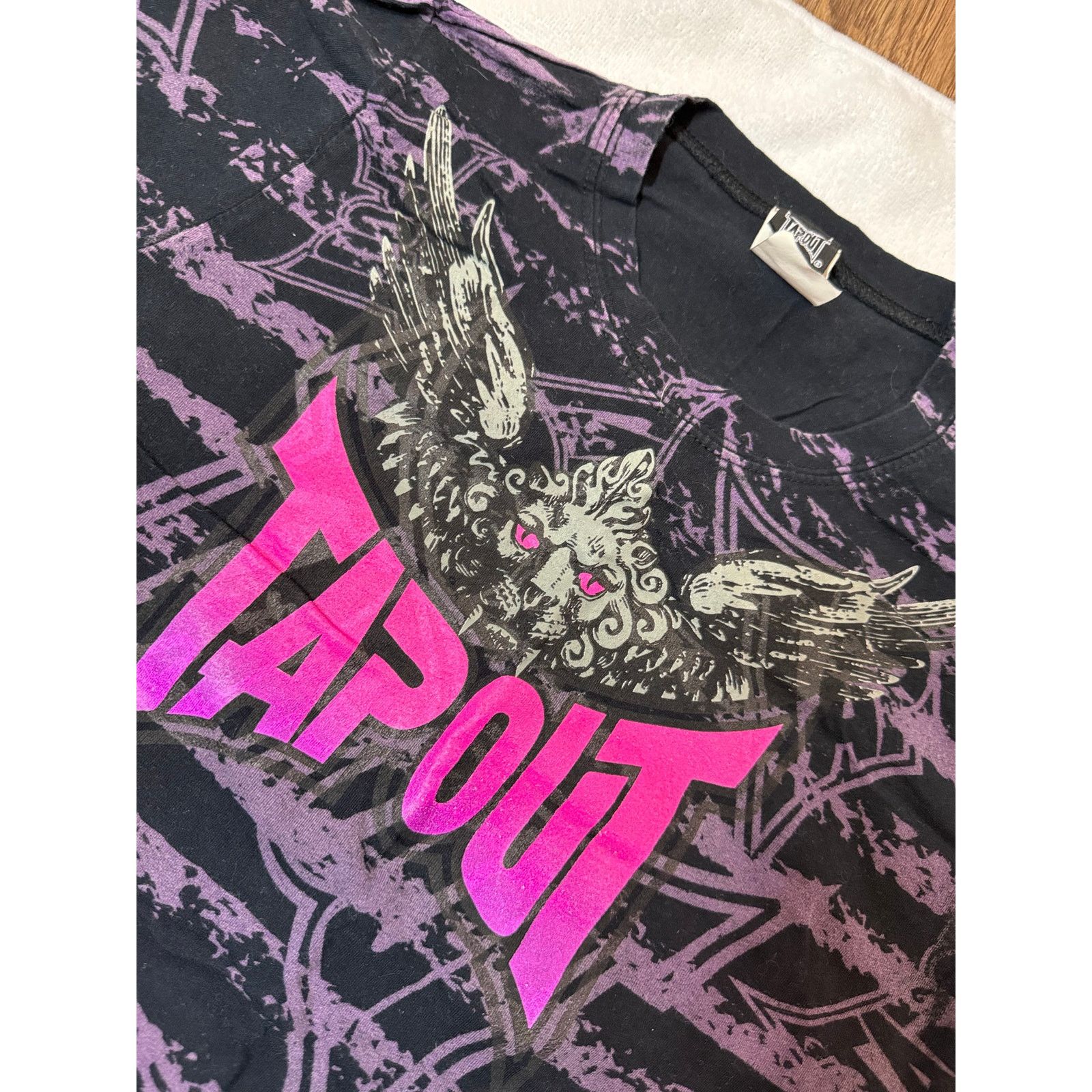 Tapout Vintage Tapout Size L Slim Black Pink All Over Print RARE Size L / US 10 / IT 46 - 2 Thumbnail