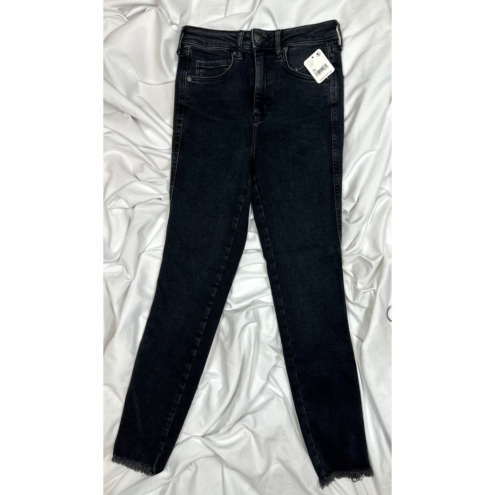 Free People Free People High Rise Raw Hem Skinny Jeans Black 30 Size 30" / US 8 / IT 44 - 8 Thumbnail