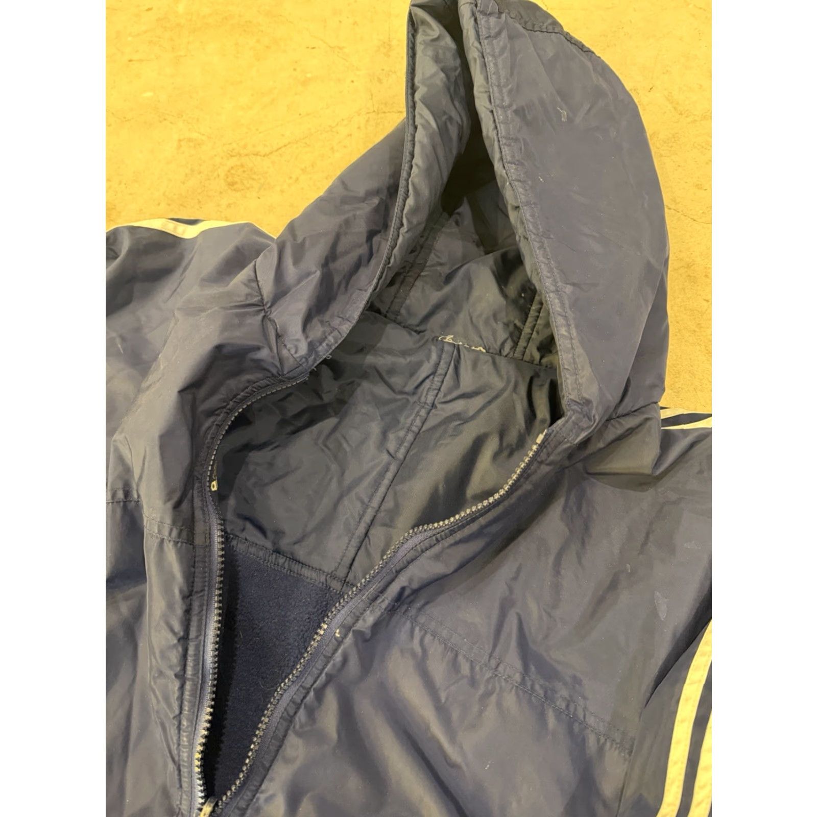 Adidas VINTAGE Adidas Blue Gray Full Zip Reversible Hooded Jacket Nylon Fleece 2XL Size US XXL / EU 58 / 5 - 3 Thumbnail