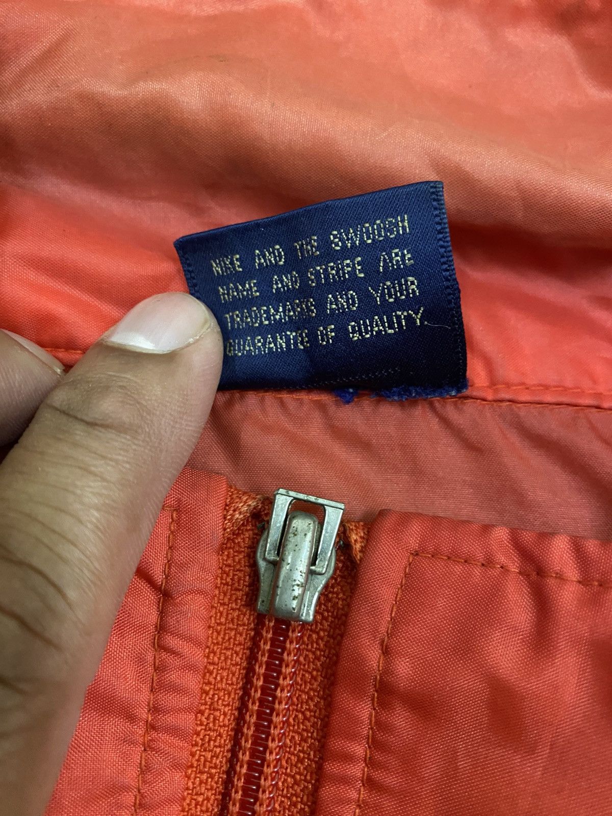 Vintage Vintage Nike Red Windbreaker Jacket - Made in Japan Size US L / EU 52-54 / 3 - 12 Thumbnail