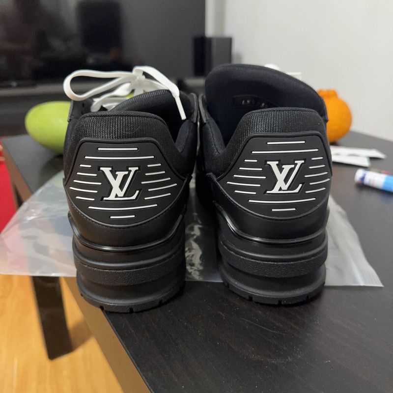 Louis Vuitton Louis Vuitton Black Trainer Leather Sneakers for Men -2508 Size US 8 / EU 41 - 3 Thumbnail