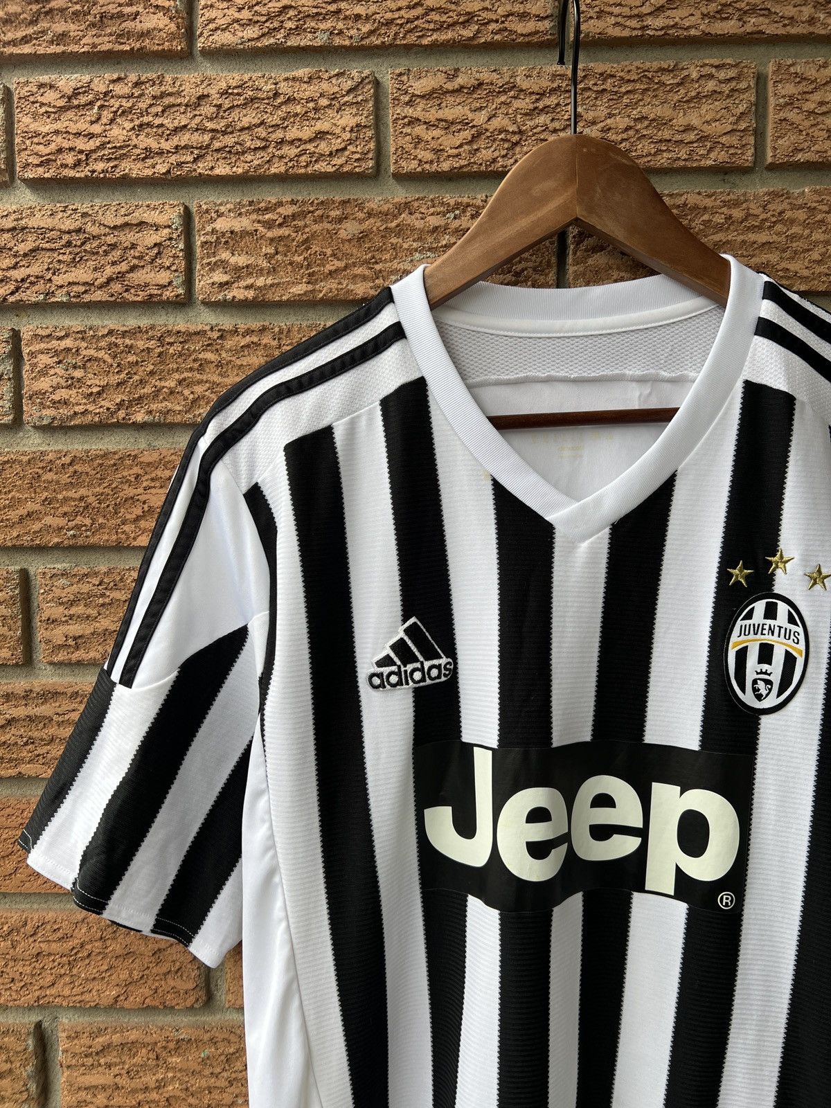 Adidas Adidas Juventus 2015/2016 Home Jersey Football Soccer Size US XL / EU 56 / 4 - 4 Thumbnail