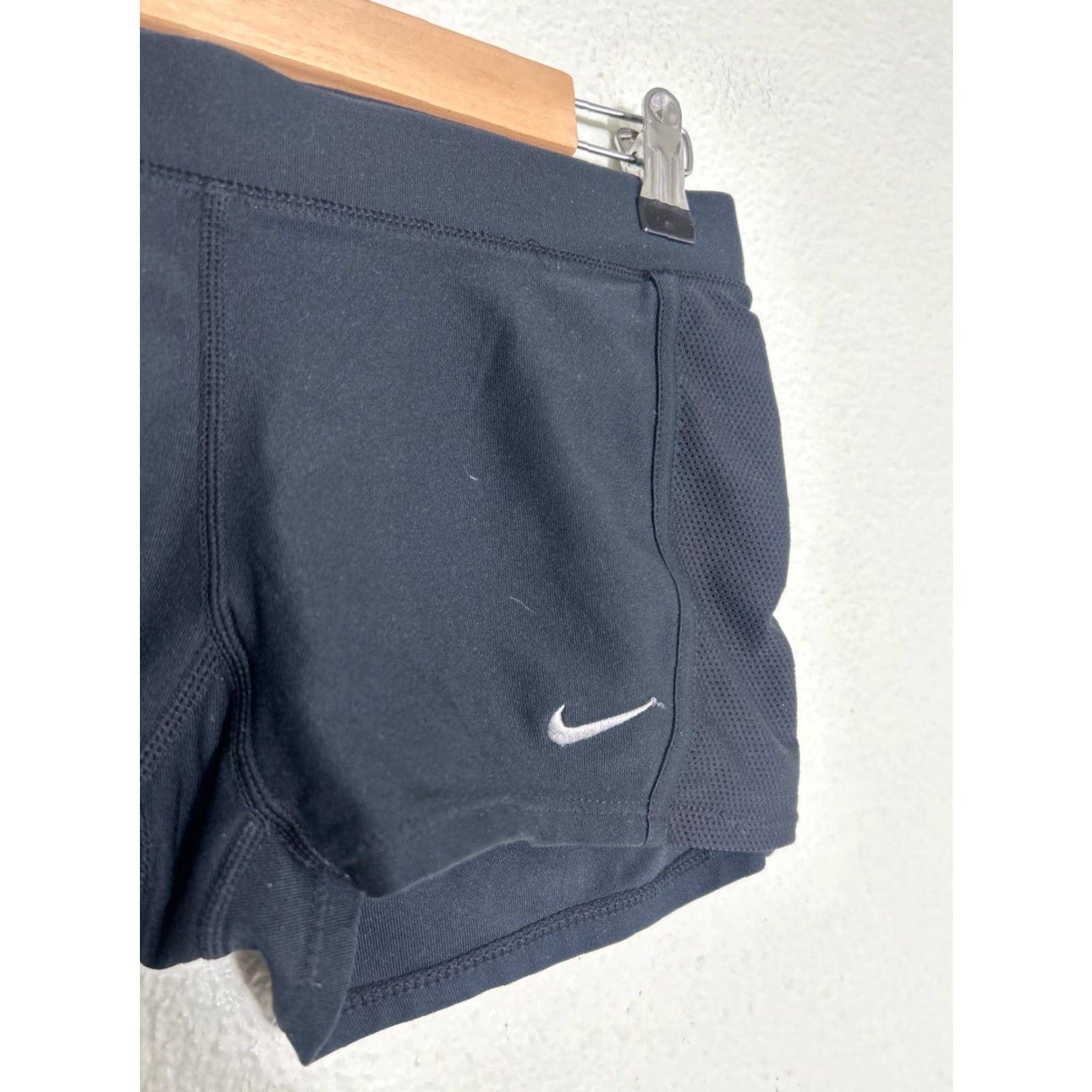 Nike Nike Women's XS Tempo 2" Running Yoga Tennis Workout Gym Shorts Black 519835 Size 26" / US 2 / IT 38 - 3 Thumbnail