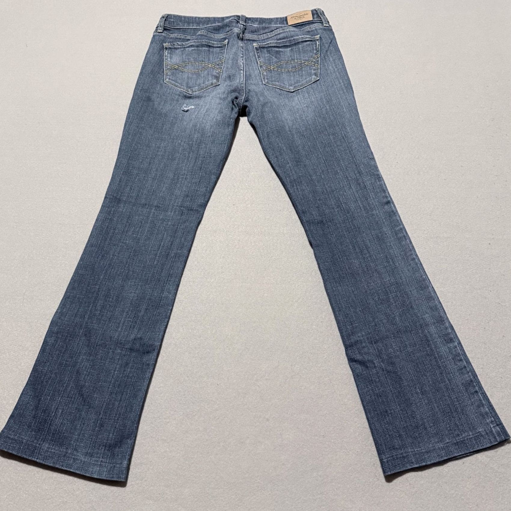 Abercrombie & Fitch Abercrombie & Fitch Jeans Women's Blue Low Rise Bootcut Flared 6 Pockets Denim 5-Pocket Design W28 XS? Size 28" / US 6 / IT 42 - 2 Thumbnail