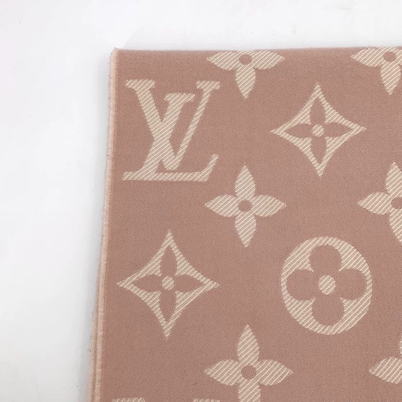 Louis Vuitton Louis Vuitton Pink logo presbyopic full print wool fringe Size ONE SIZE - 2 Thumbnail