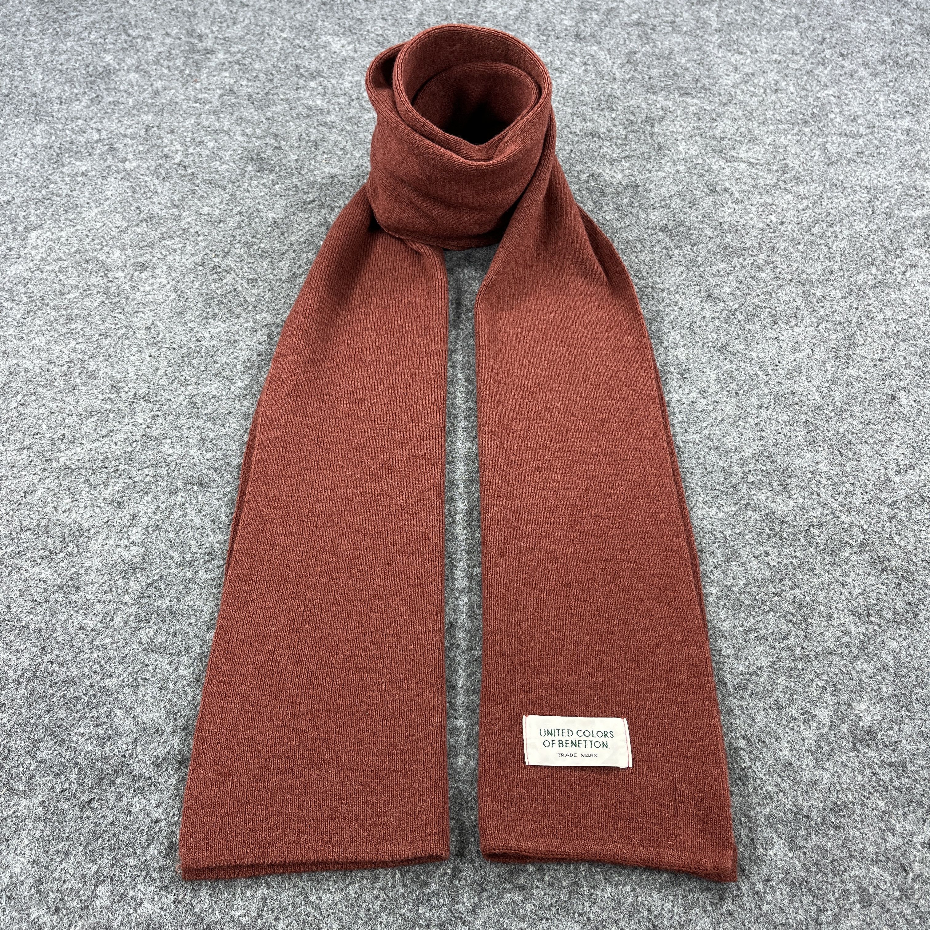 United Colors Of Benetton United Colors Of Benetton Scarf / Muffler / Neckwear T1504 Size ONE SIZE - 1 Thumbnail