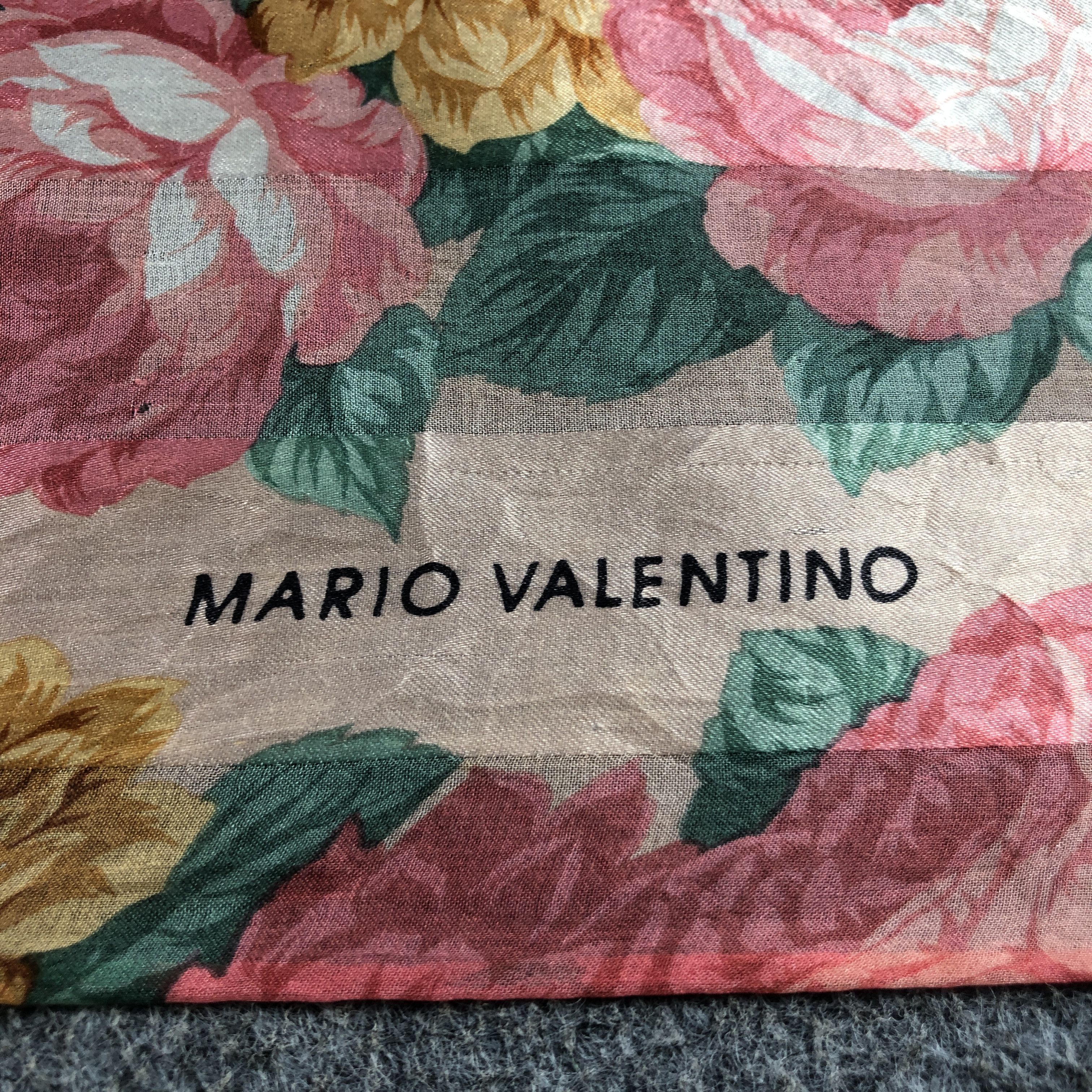 Mario Valentino Mario Valentino Luxury Floral Silk Scarf M1211 Size ONE SIZE - 4 Thumbnail