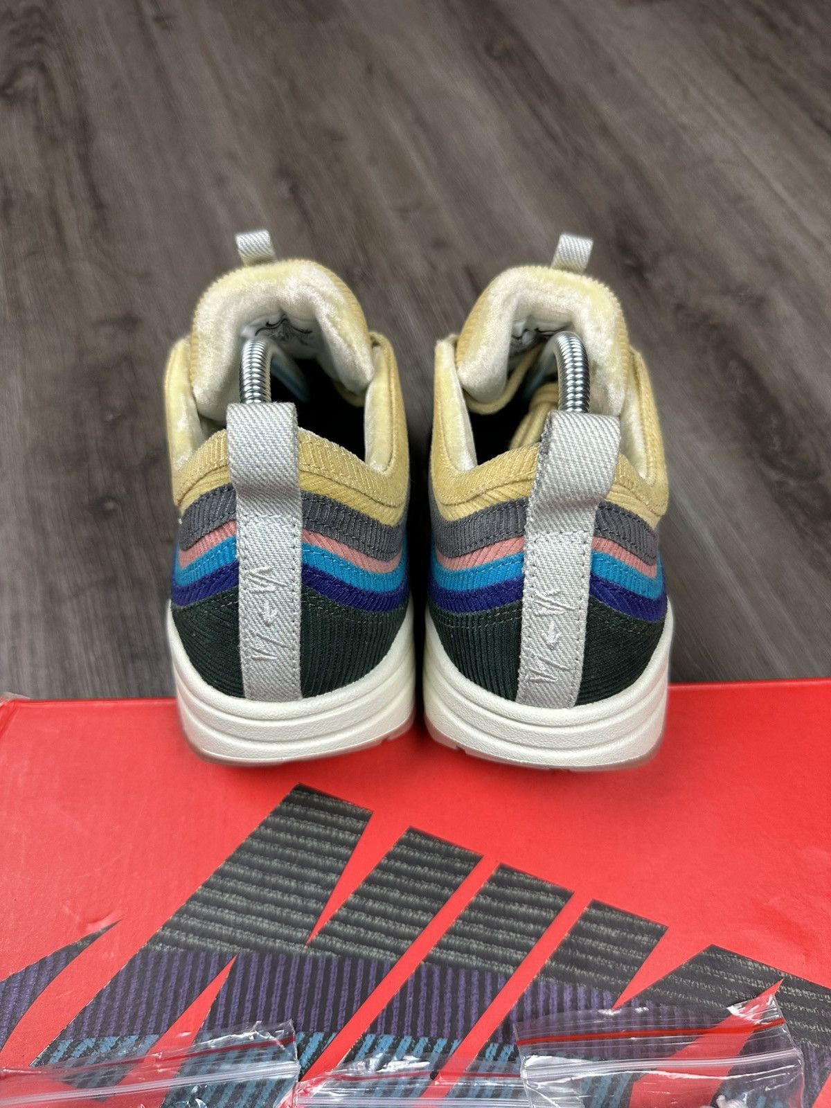 Nike Nike Air Max 1/97 Sean Wotherspoon Size 9 Size US 9 / EU 42 - 4 Thumbnail
