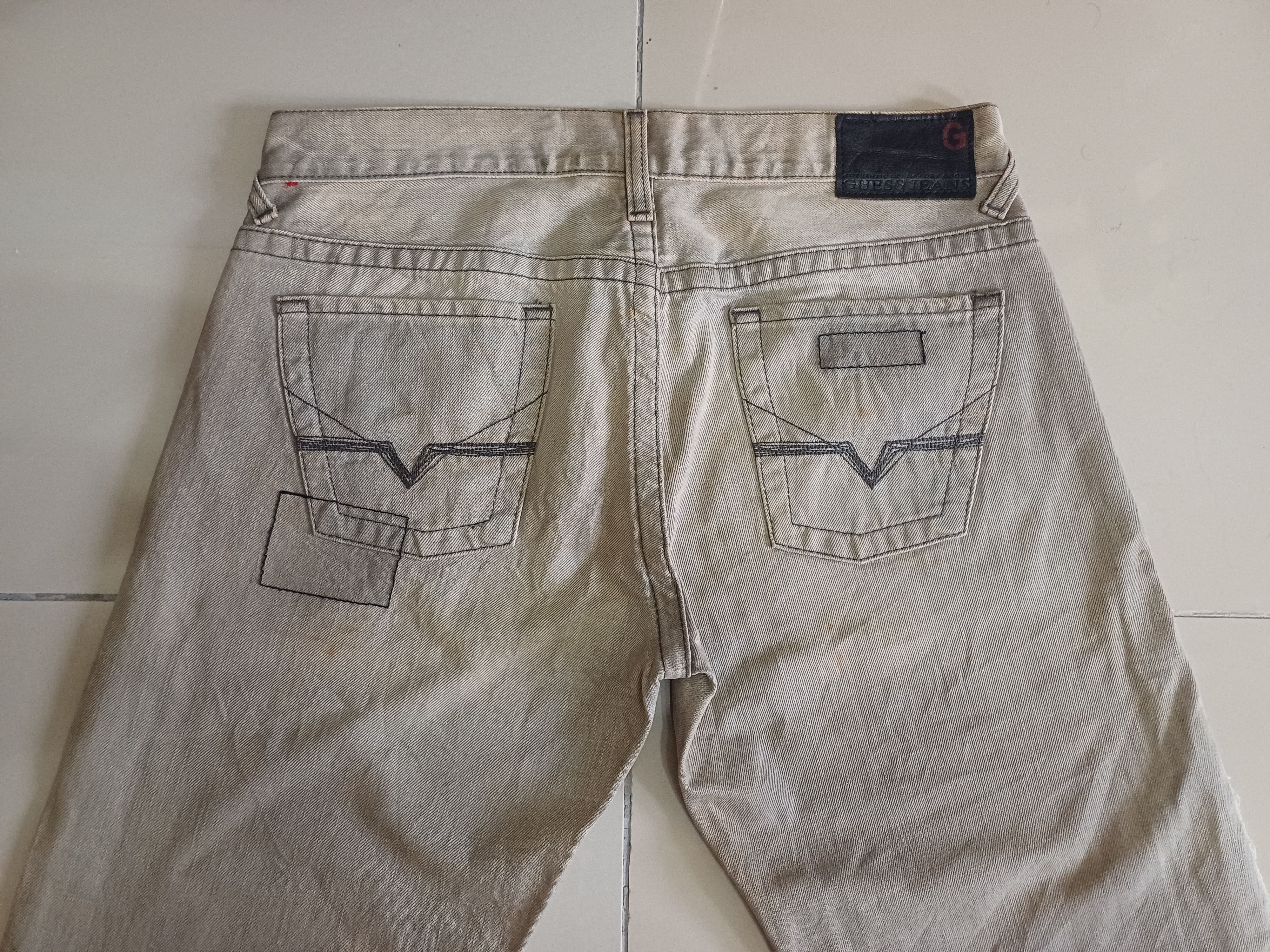 Designer × Guess AWESOME 🔥🔥🔥Distressed GUESS Jeans.. button fly Size US 31 - 3 Thumbnail