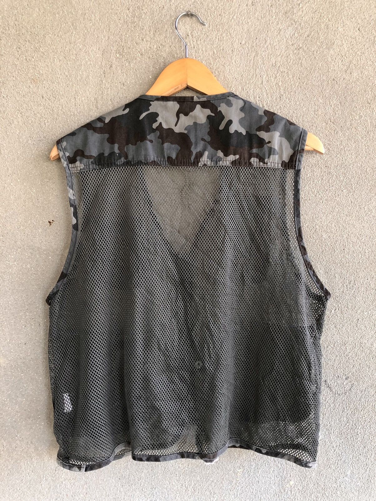 Japanese Brand Vintage North Climb camo vest Size US M / EU 48-50 / 2 - 2 Thumbnail