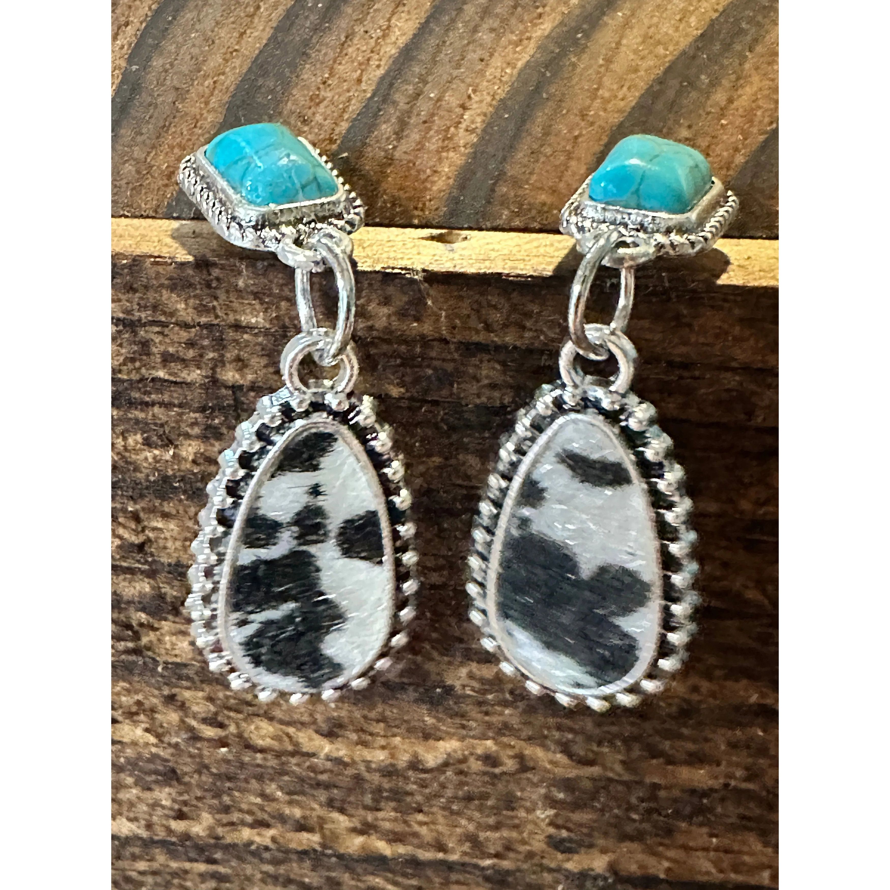 Other Boho Hippie Western Cowgirl Turquoise Stone Silver Drop Stud Size ONE SIZE - 1 Thumbnail