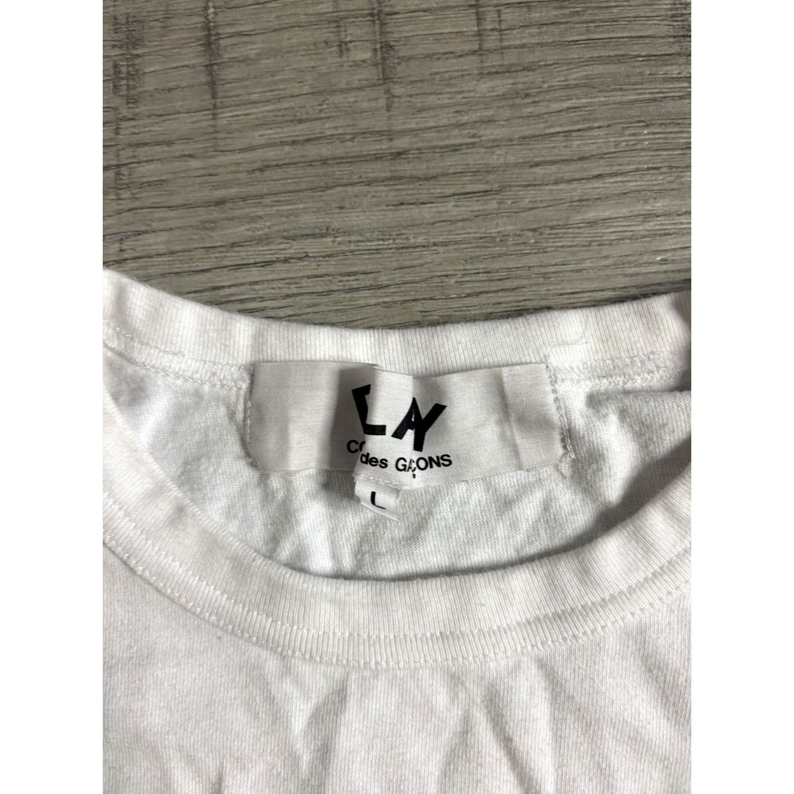 Vintage Comme Des Garcons Play Shirt Mens Large White Long Sleeve Heart Graphic Tee Size US L / EU 52-54 / 3 - 2 Thumbnail