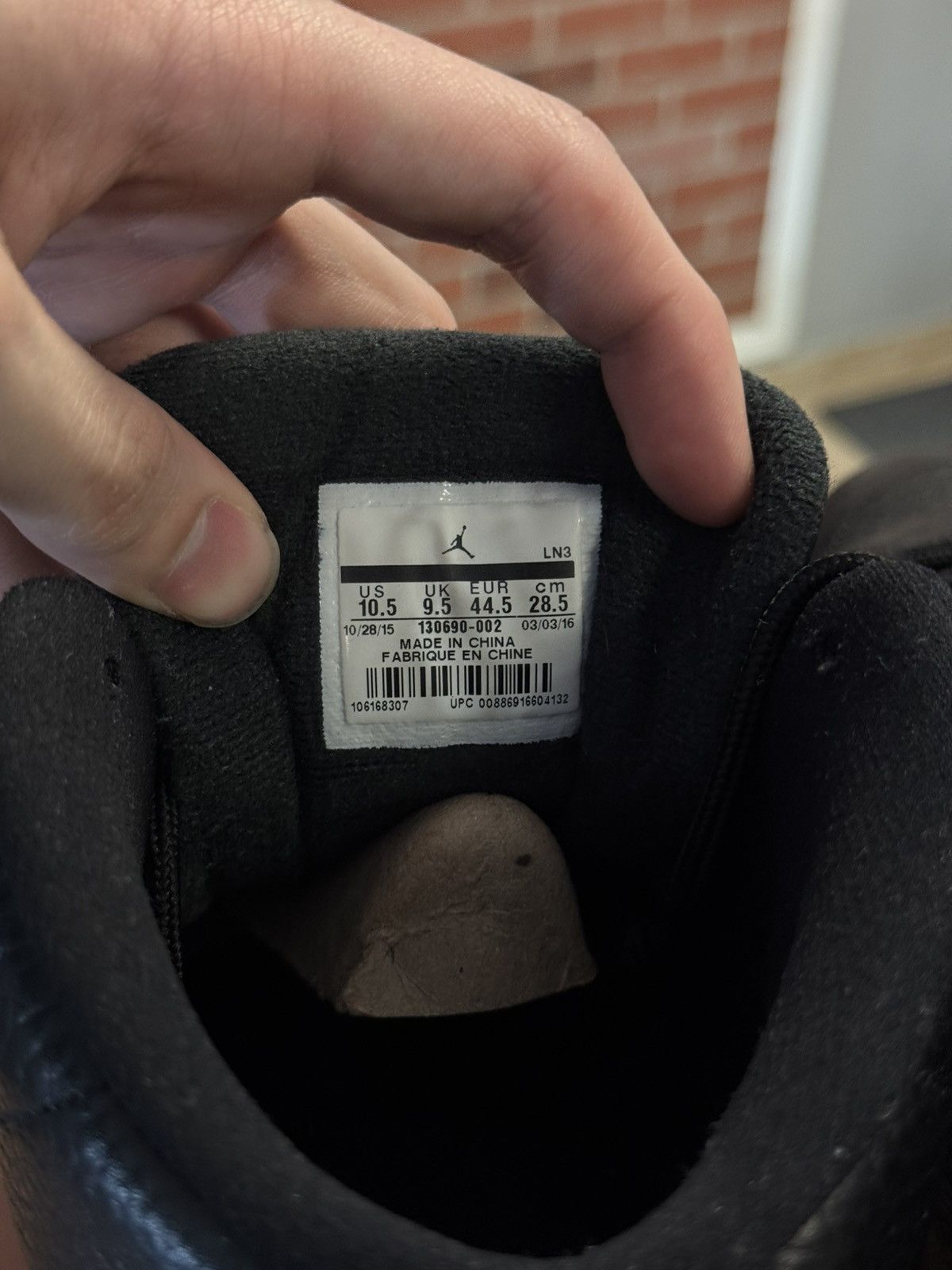 Jordan Brand × Nike Jordan 12 Flu Game (2016) 130690-002 Size 10.5 🧼 Size US 10.5 / EU 43-44 - 16 Thumbnail