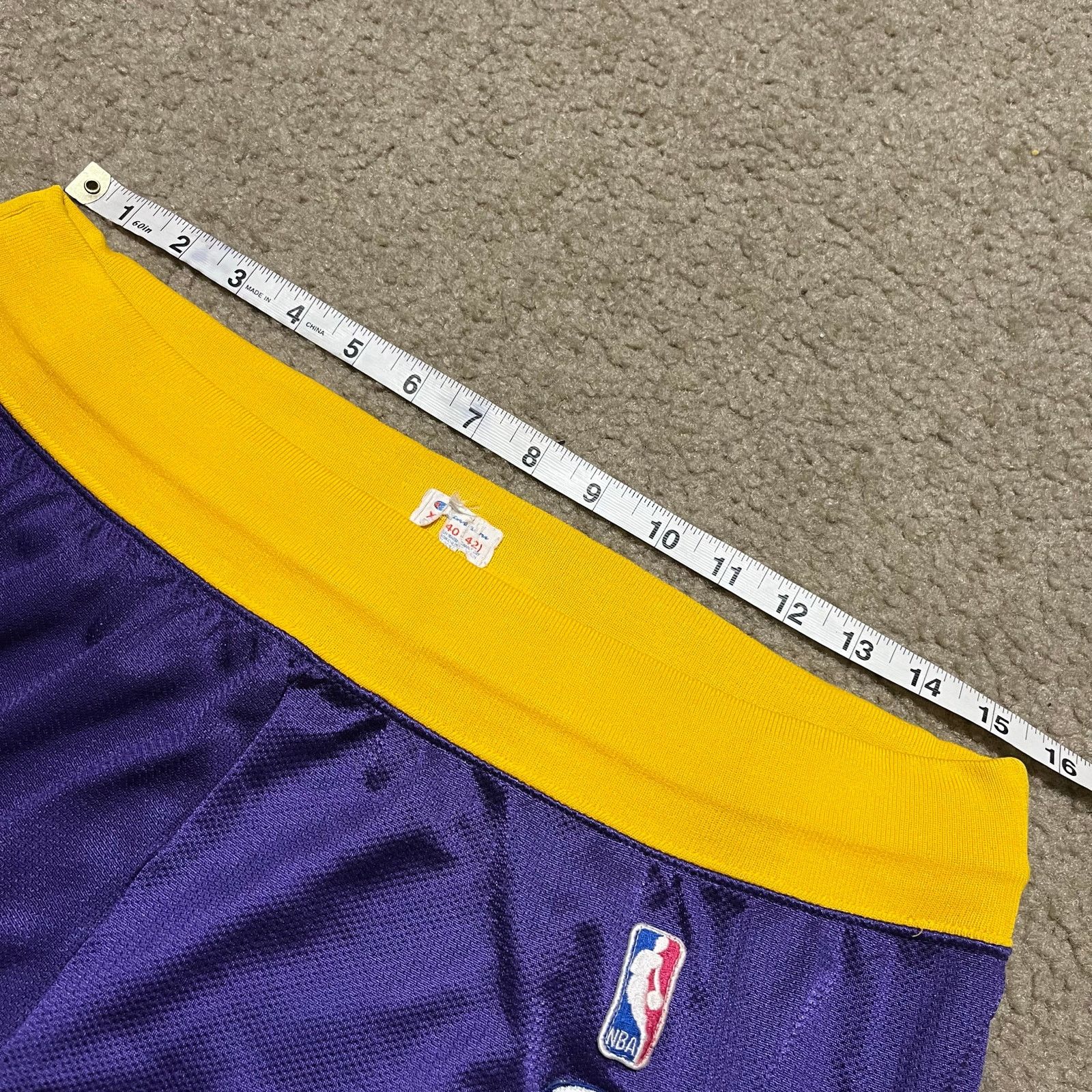 Champion Vintage 80s 90s Champion X Los Angeles Lakers B-Ball Shorts Size US 31 - 5 Thumbnail