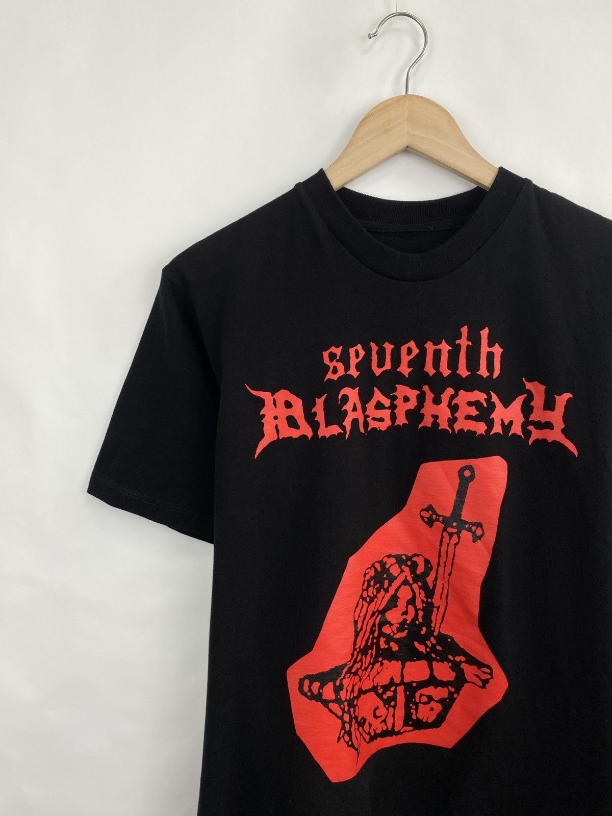 Band Tees 🇨🇦 Vintage Y2K Blasphemy Black Metal Rock Band T-Shirt Retro Size US M / EU 48-50 / 2 - 3 Thumbnail