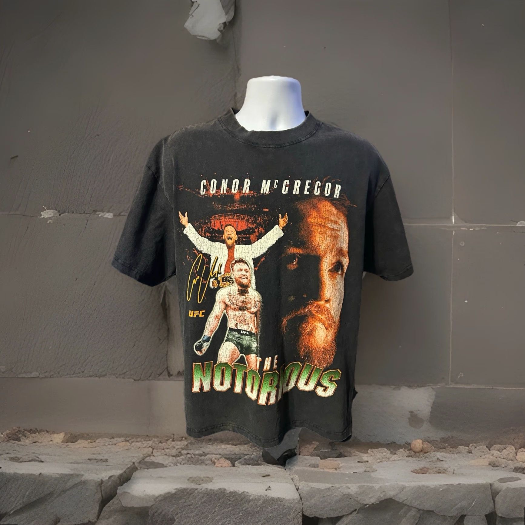 UFC VINTAGE UFC Shirt Men L Conor Mcgregor The Notorious Black Short Sleeve MMA Fighter Size US L / EU 52-54 / 3 - 4 Thumbnail