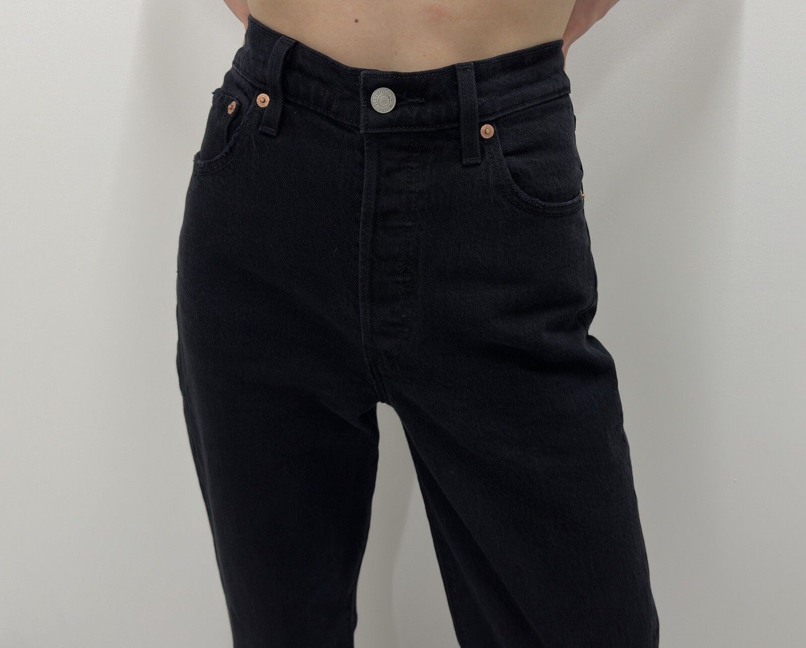 Levi's Levis Premium Ribcage Crop Flare Black Jeans Size 26x26 Size 26" / US 2 / IT 38 - 8 Thumbnail