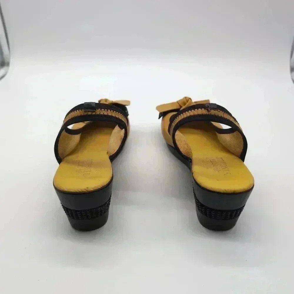 Other Lingjili Yellow Slingback Platforms sz 6.5 bow toe Size US 6.5 / IT 36.5 - 4 Thumbnail