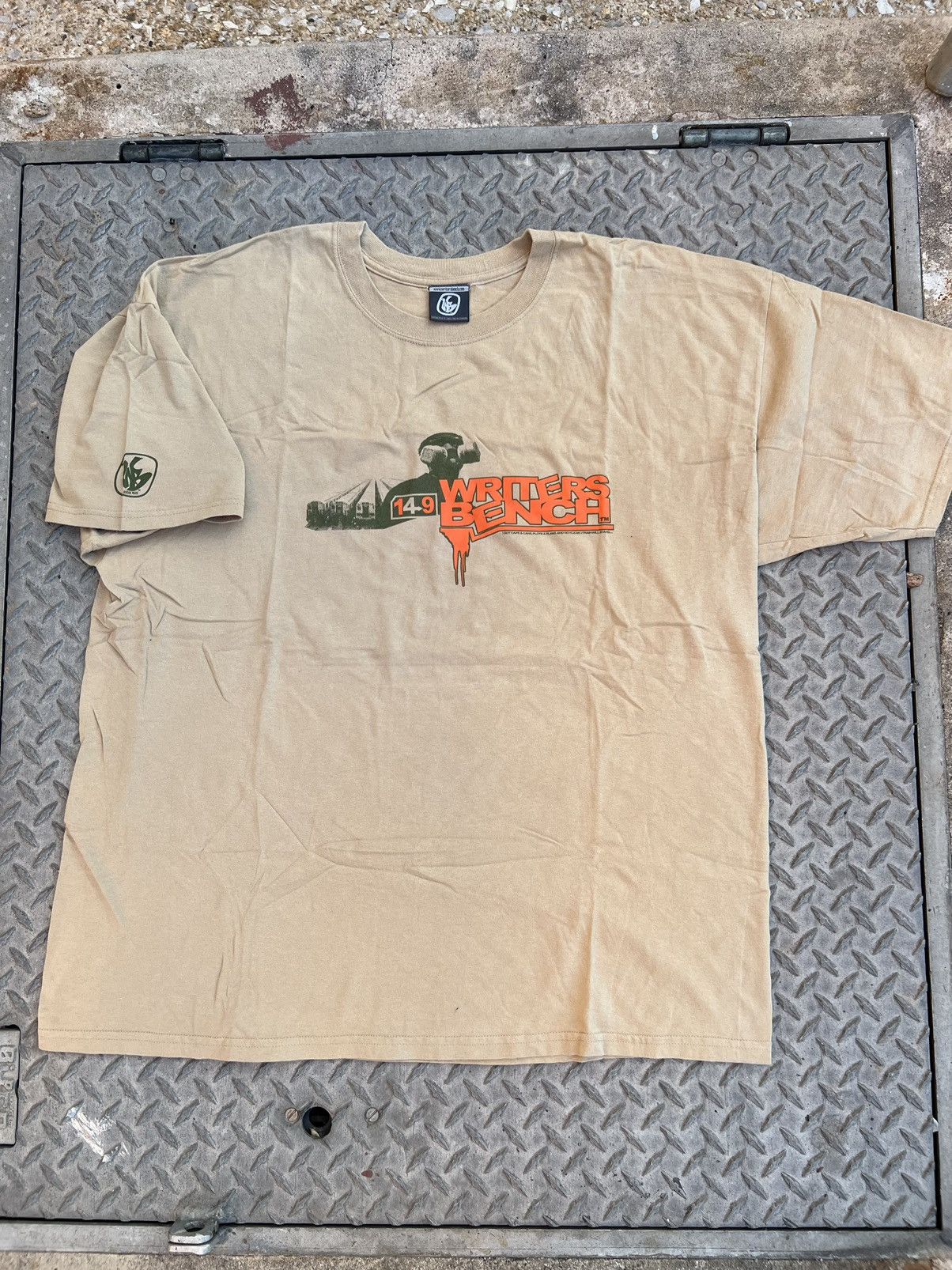 Rap Tees × Vintage Vintage Writers Bench Y2K Rap Tee Graffiti Art Kaws Futura Size US XXL / EU 58 / 5 - 2 Thumbnail