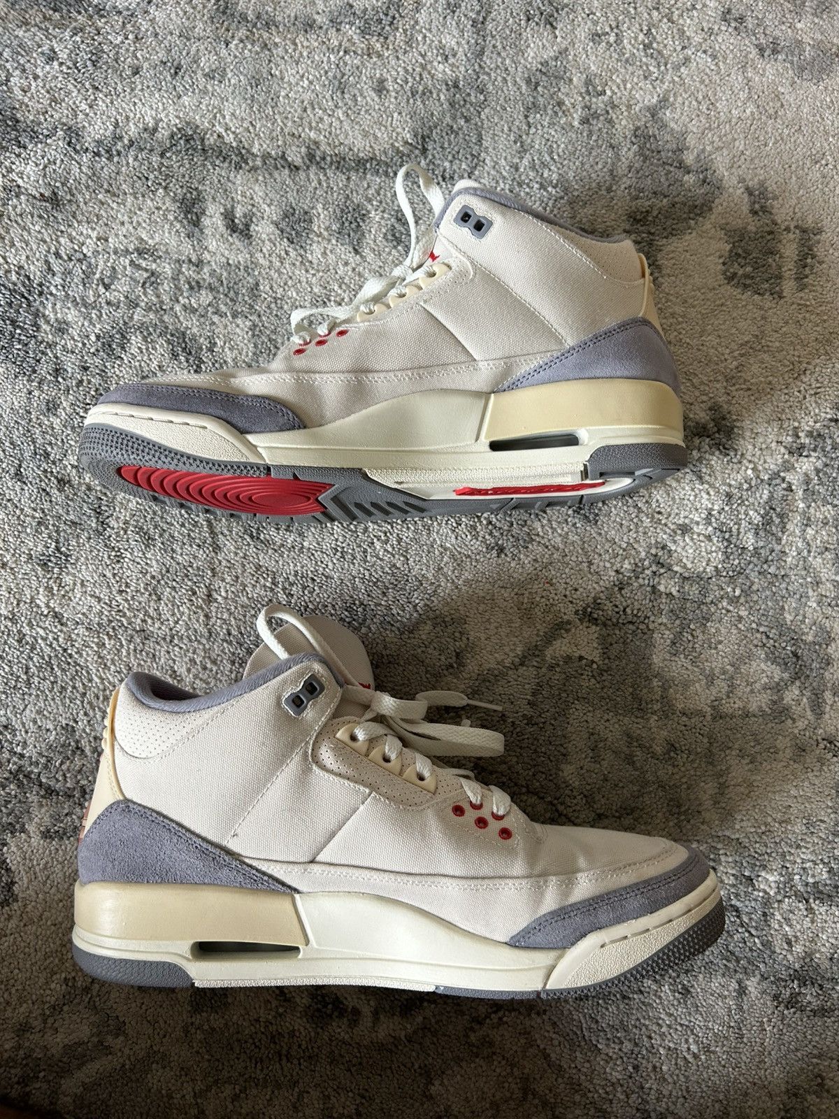 Jordan Brand Jordan 3 Retro SE “Muslin” Size US 10.5 / EU 43-44 - 2 Thumbnail