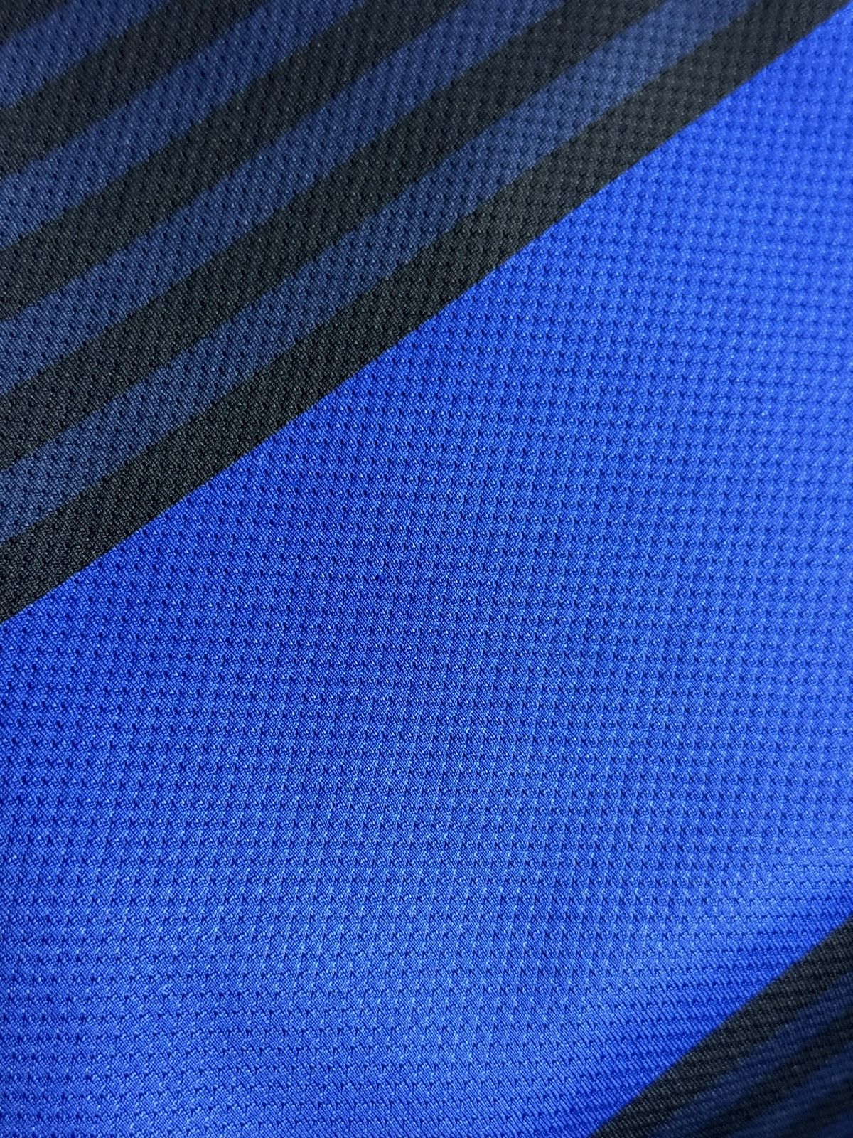 Nike Manchester United 11/12 Away Football Jersey T-Shirt Size US L / EU 52-54 / 3 - 20 Thumbnail