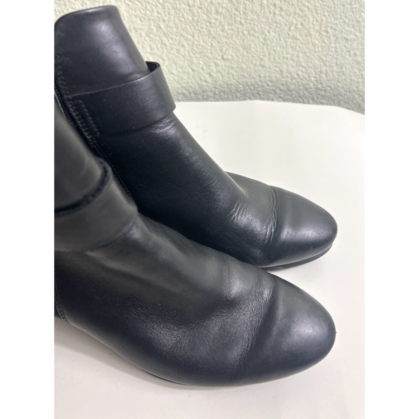Ecco ECCO Sculptured 45 Leather Closed Ankle Zipper Boots Black Bootie Women's EU 37 US 6 Leather Zipper Bootie Heel Cone Solid Ankle Boots Size US 6 / IT 36 - 3 Thumbnail