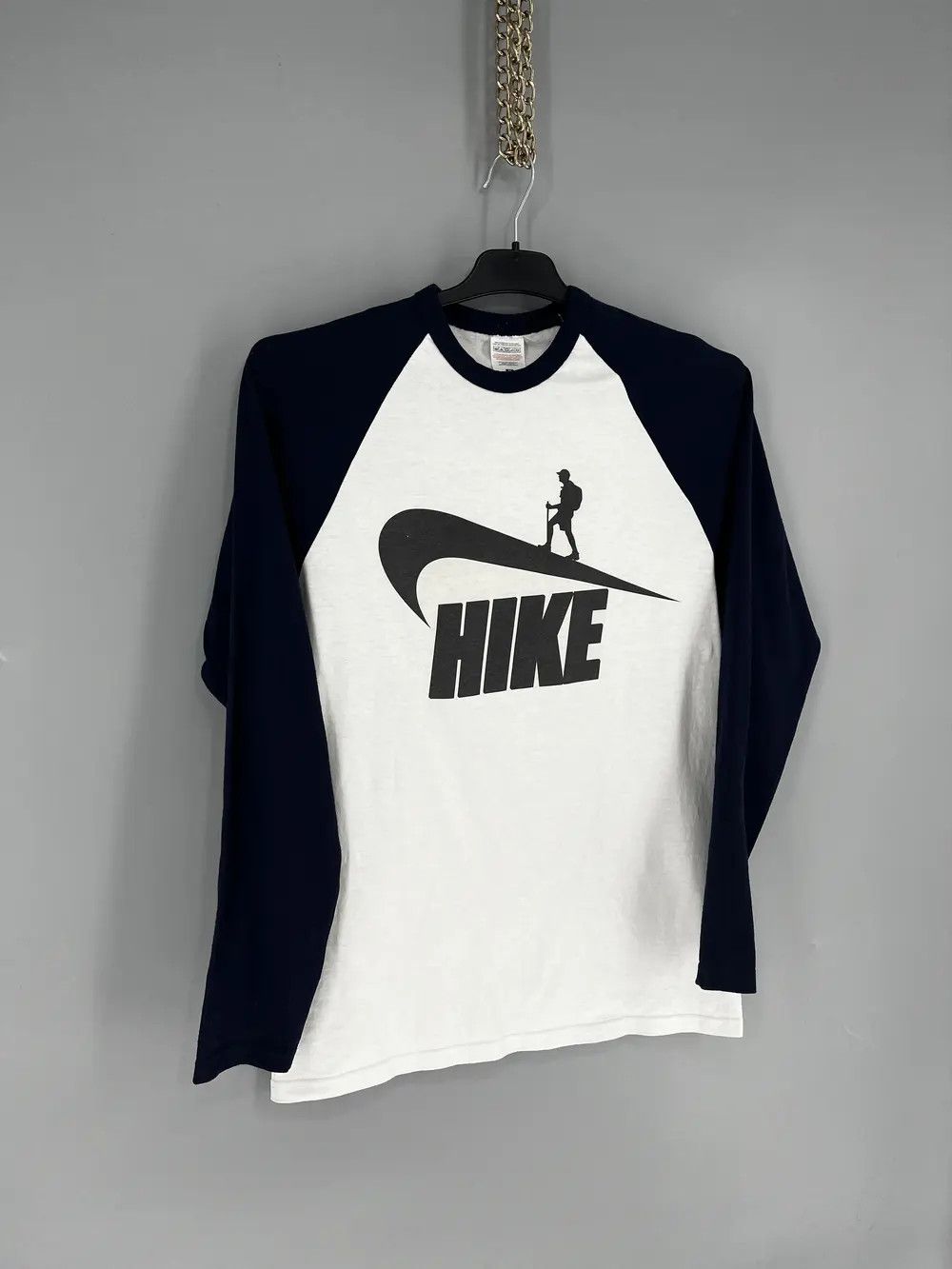 Vintage Vintage 90s "Nike" Hike T-Shirt Big Tag Size US M / EU 48-50 / 2 - 2 Thumbnail