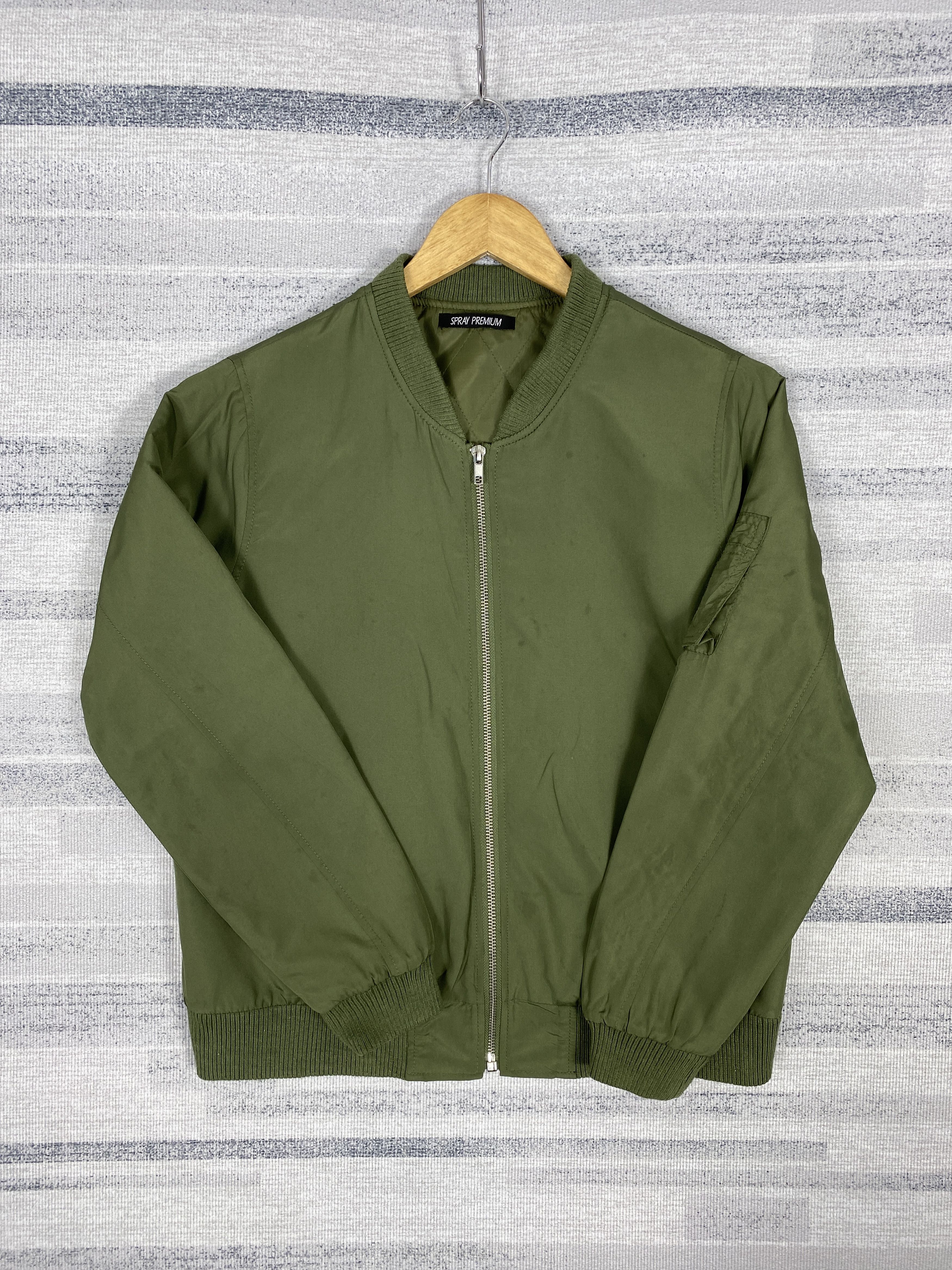 Japanese Brand Vintage Spray Premium Quilted Lining Bombers Jacket Size US S / EU 44-46 / 1 - 6 Thumbnail