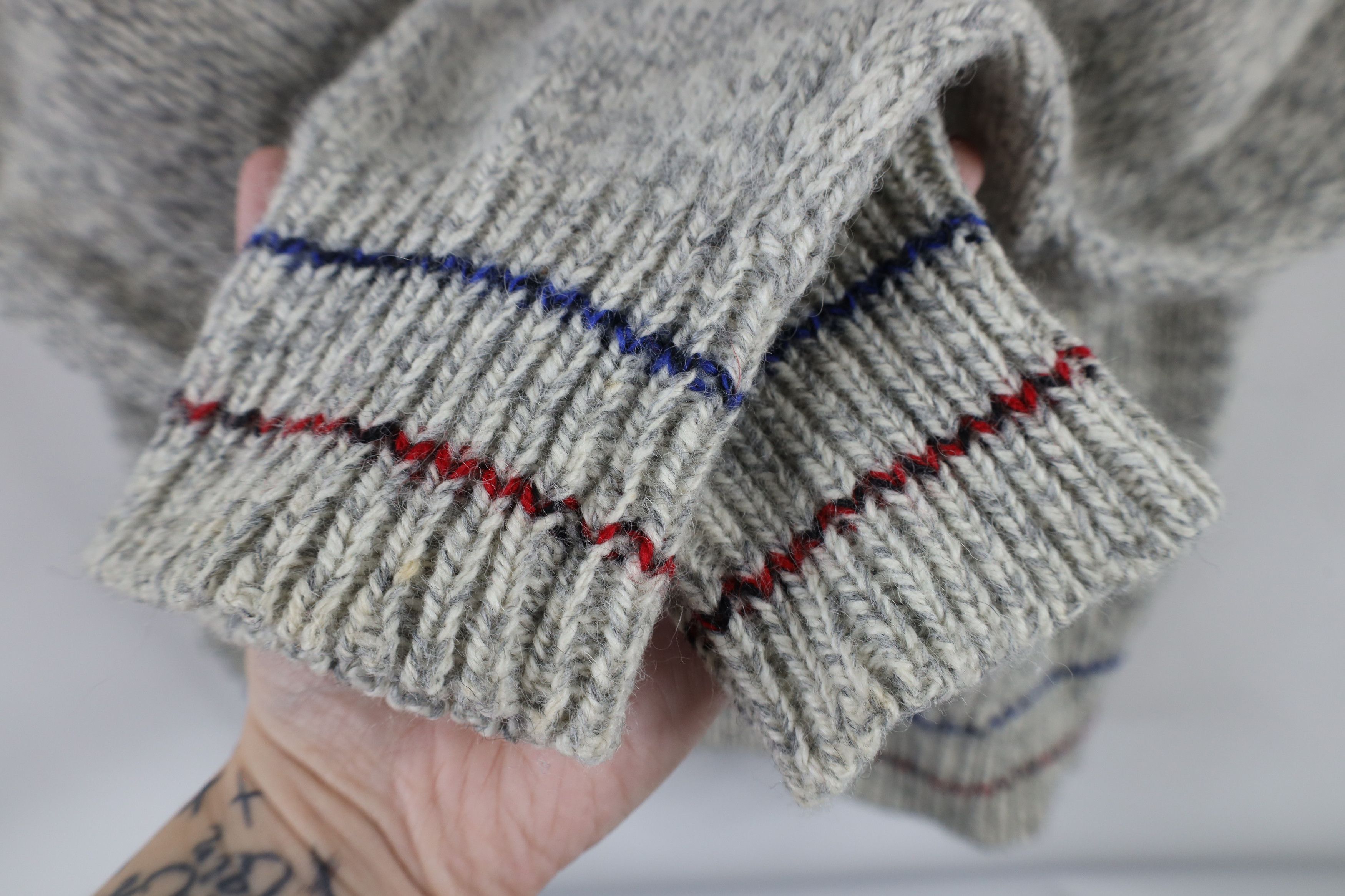 Vintage Vintage 90s Streetwear Heavyweight Wool Blend Knit Sweater Size US L / EU 52-54 / 3 - 7 Thumbnail
